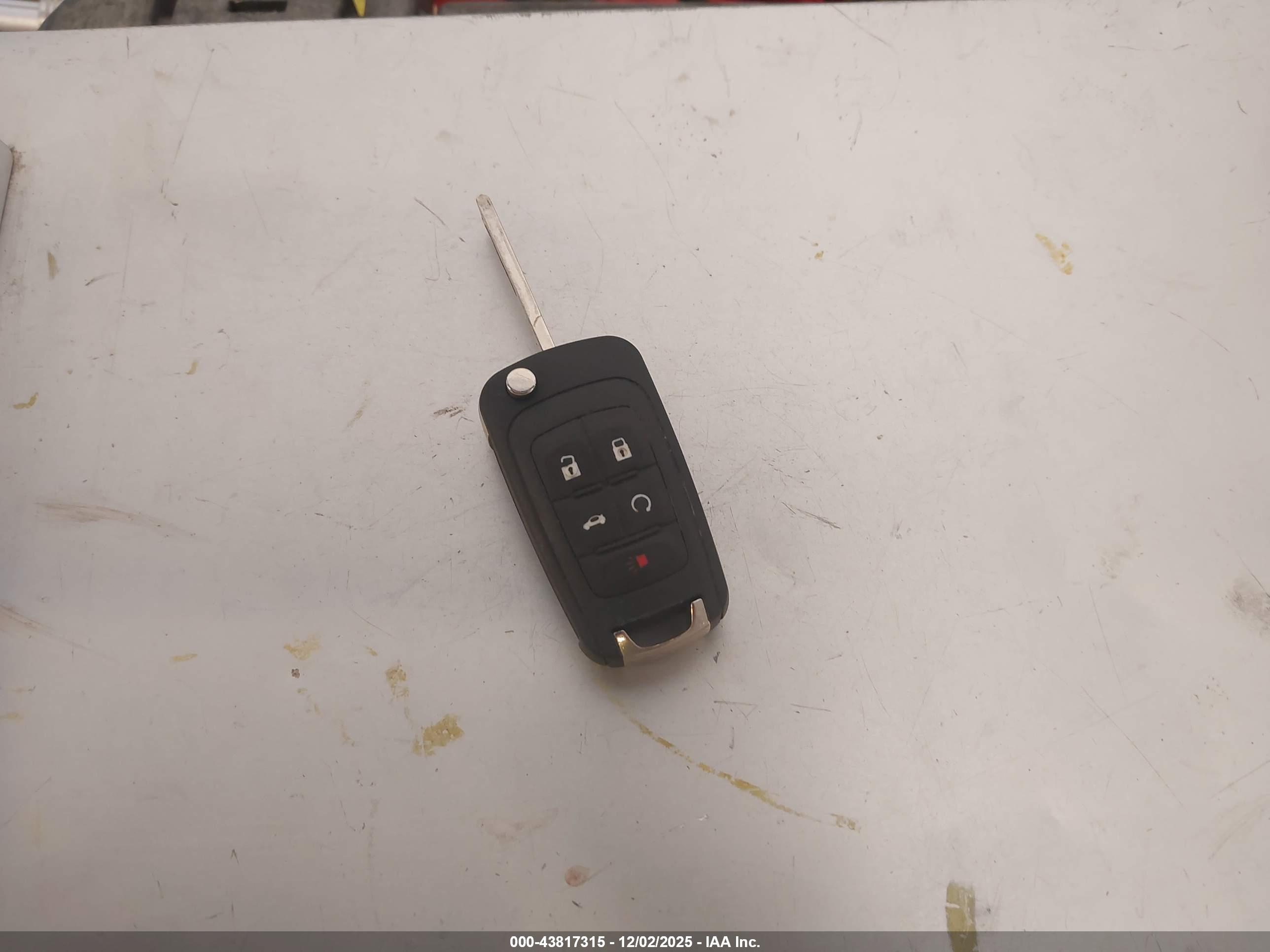 CHEVROLET EQUINOX image 11