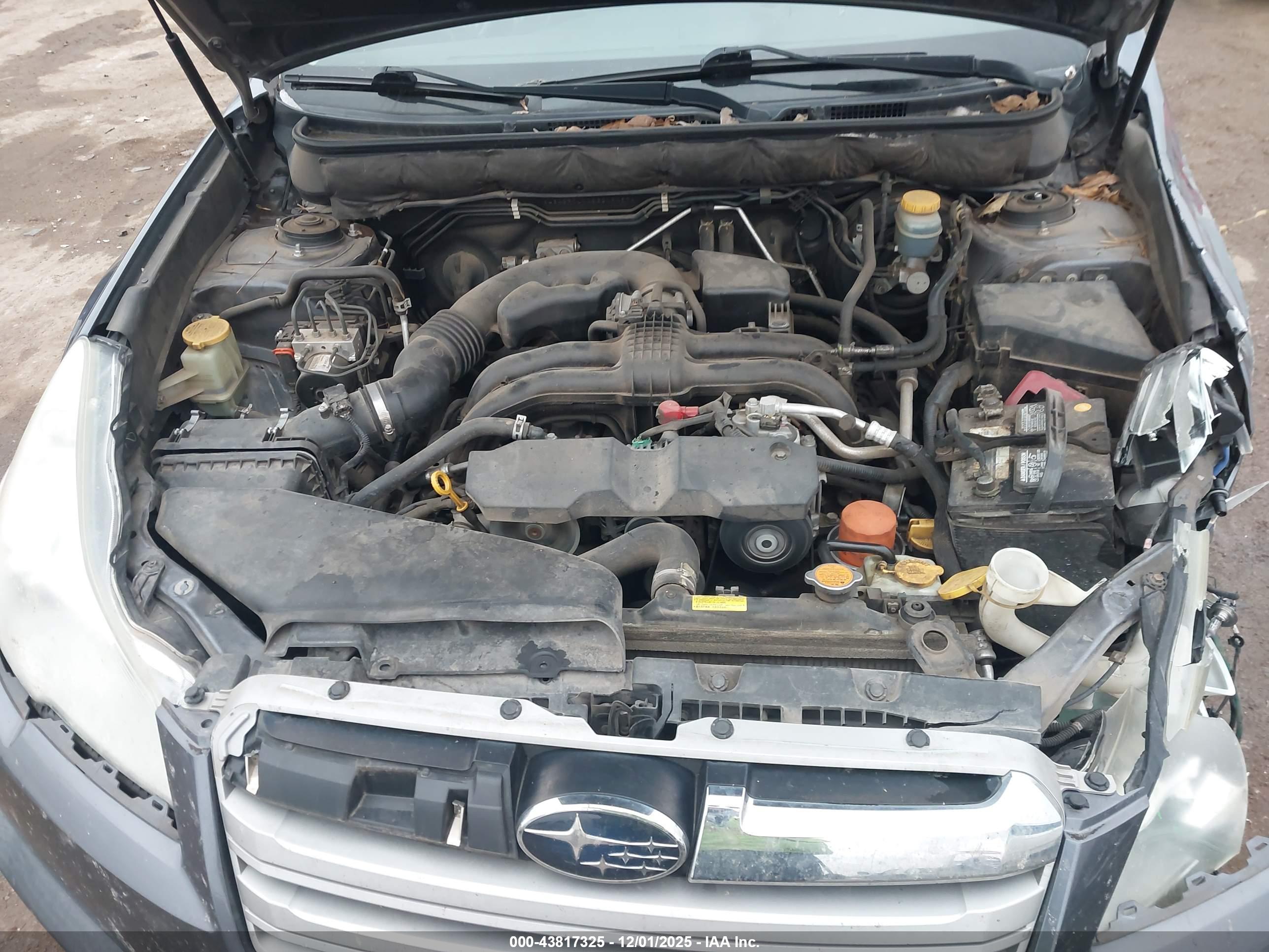 SUBARU OUTBACK image 10