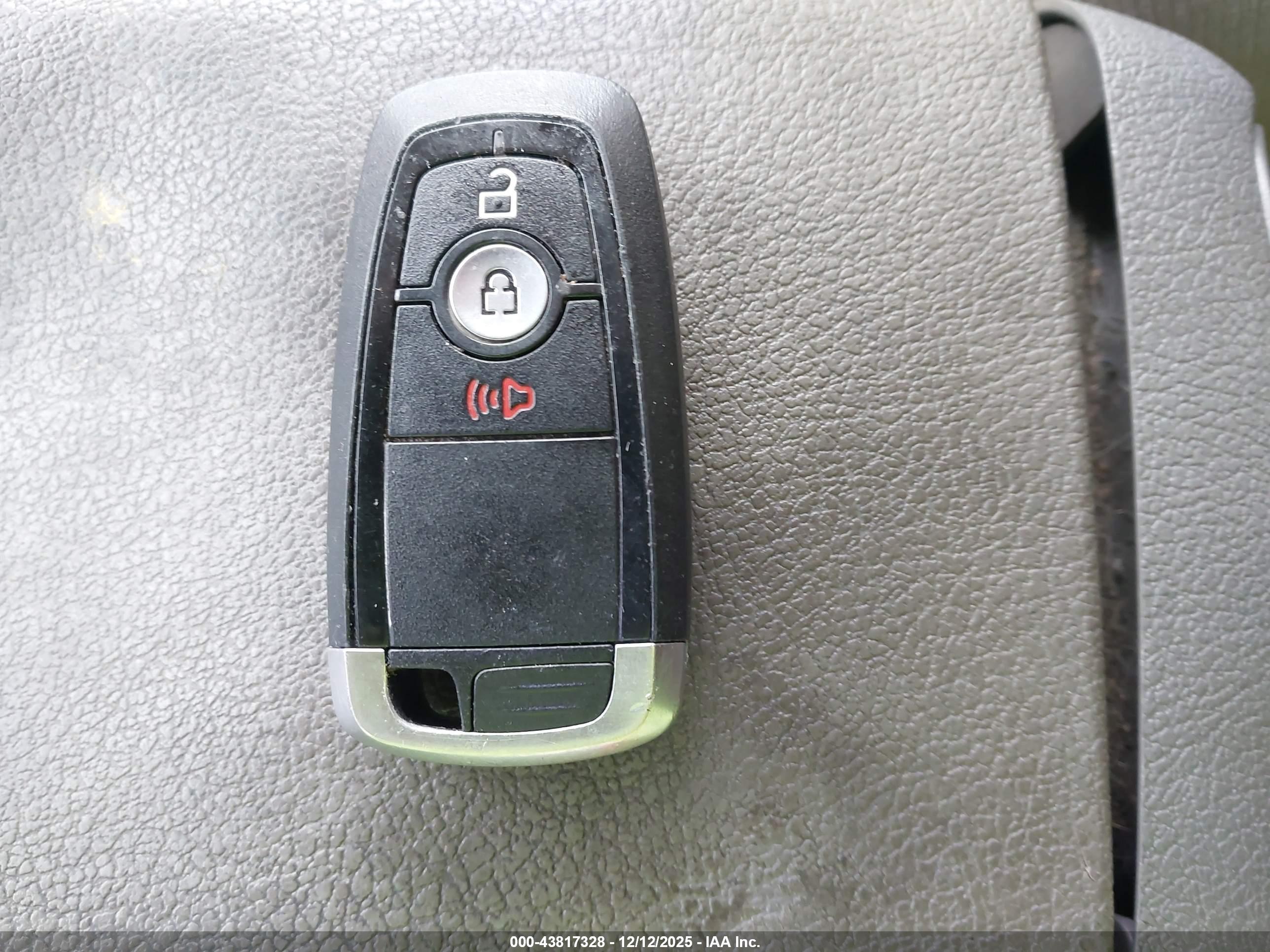 FORD ESCAPE image 11