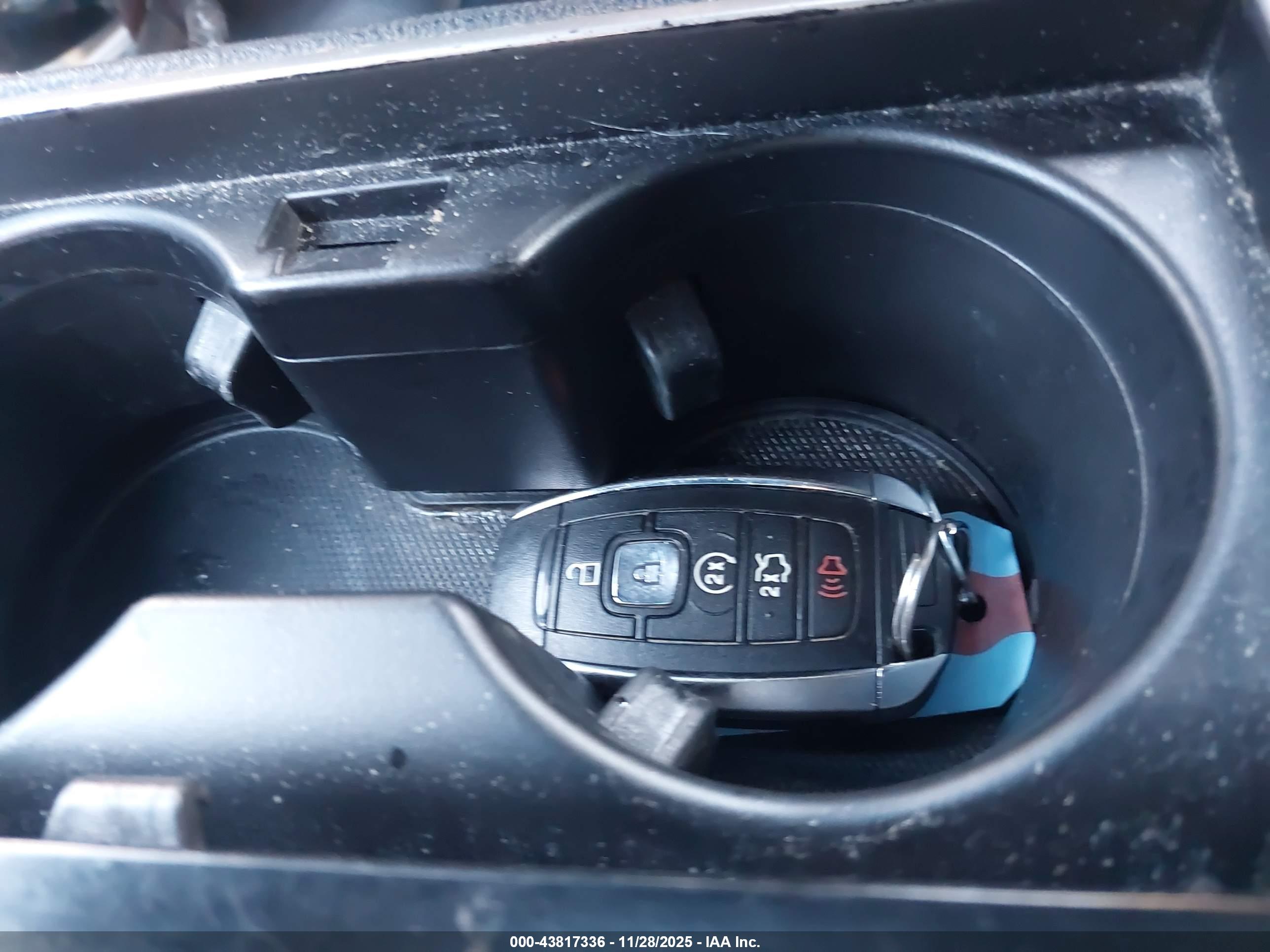 LINCOLN MKZ image 11