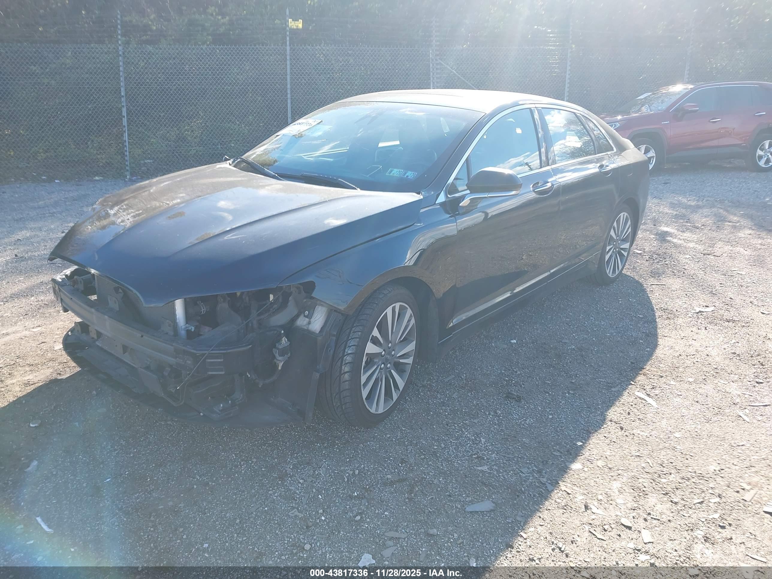 LINCOLN MKZ image 2