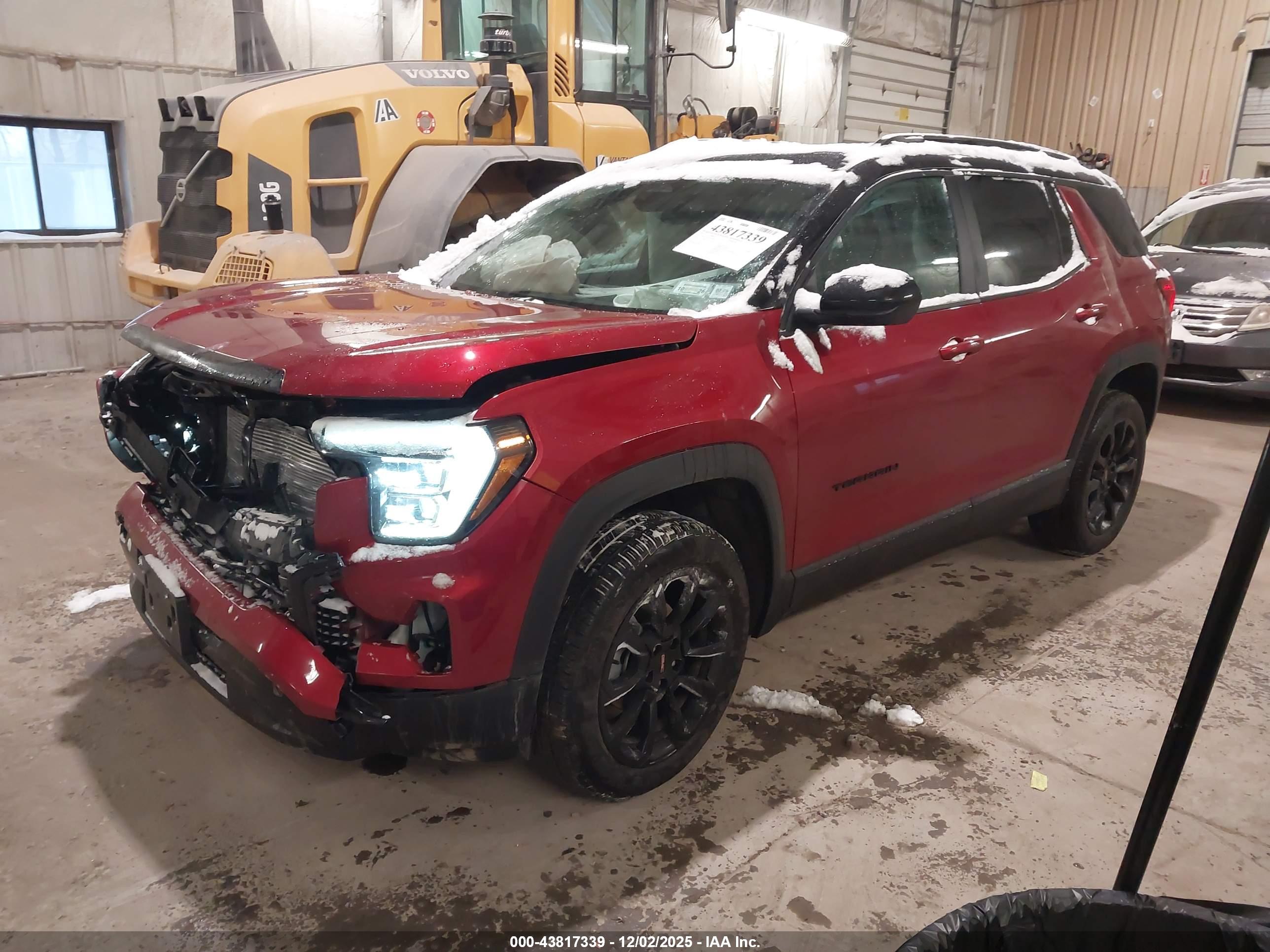 GMC TERRAIN image 2
