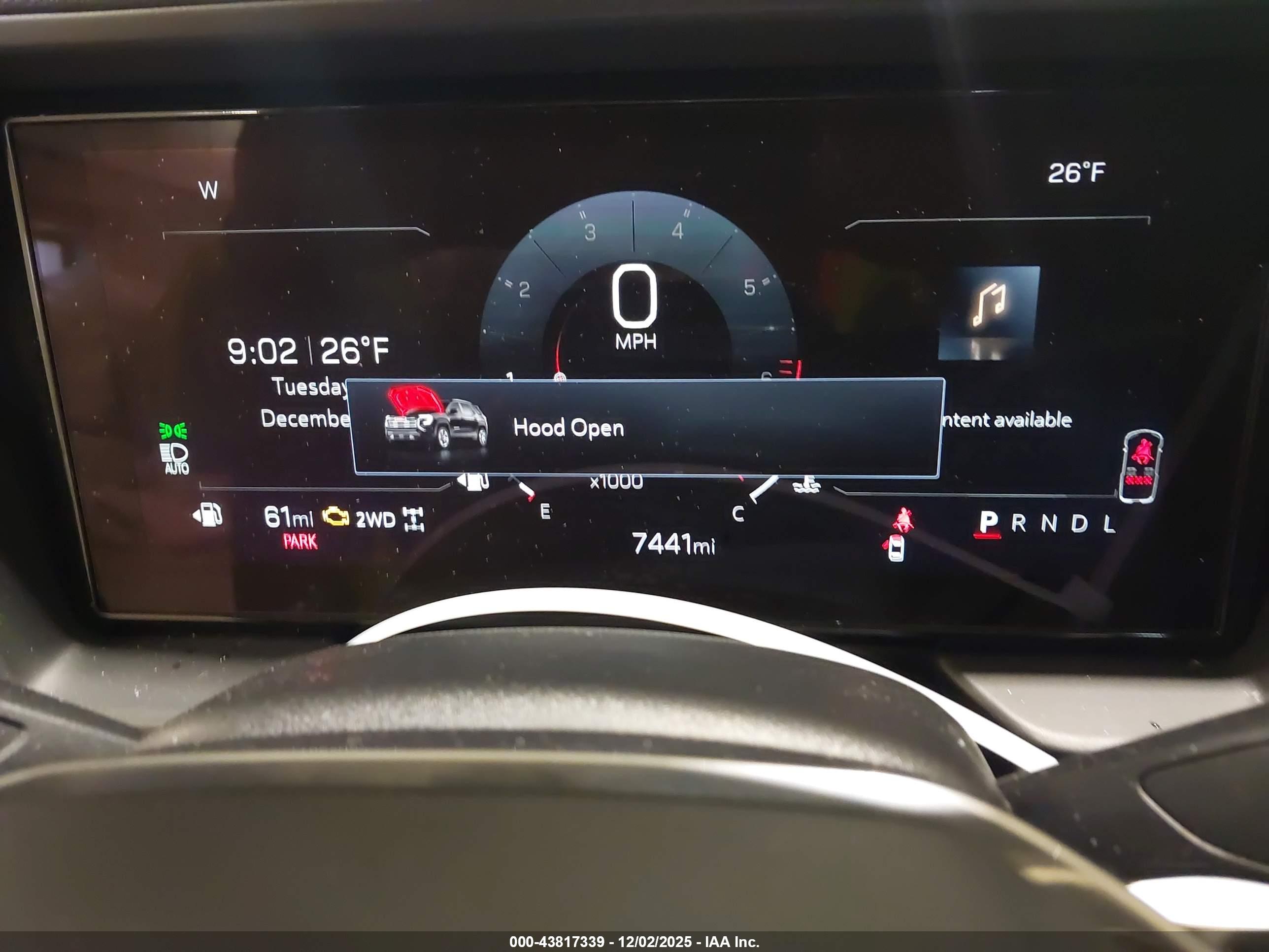 GMC TERRAIN image 7