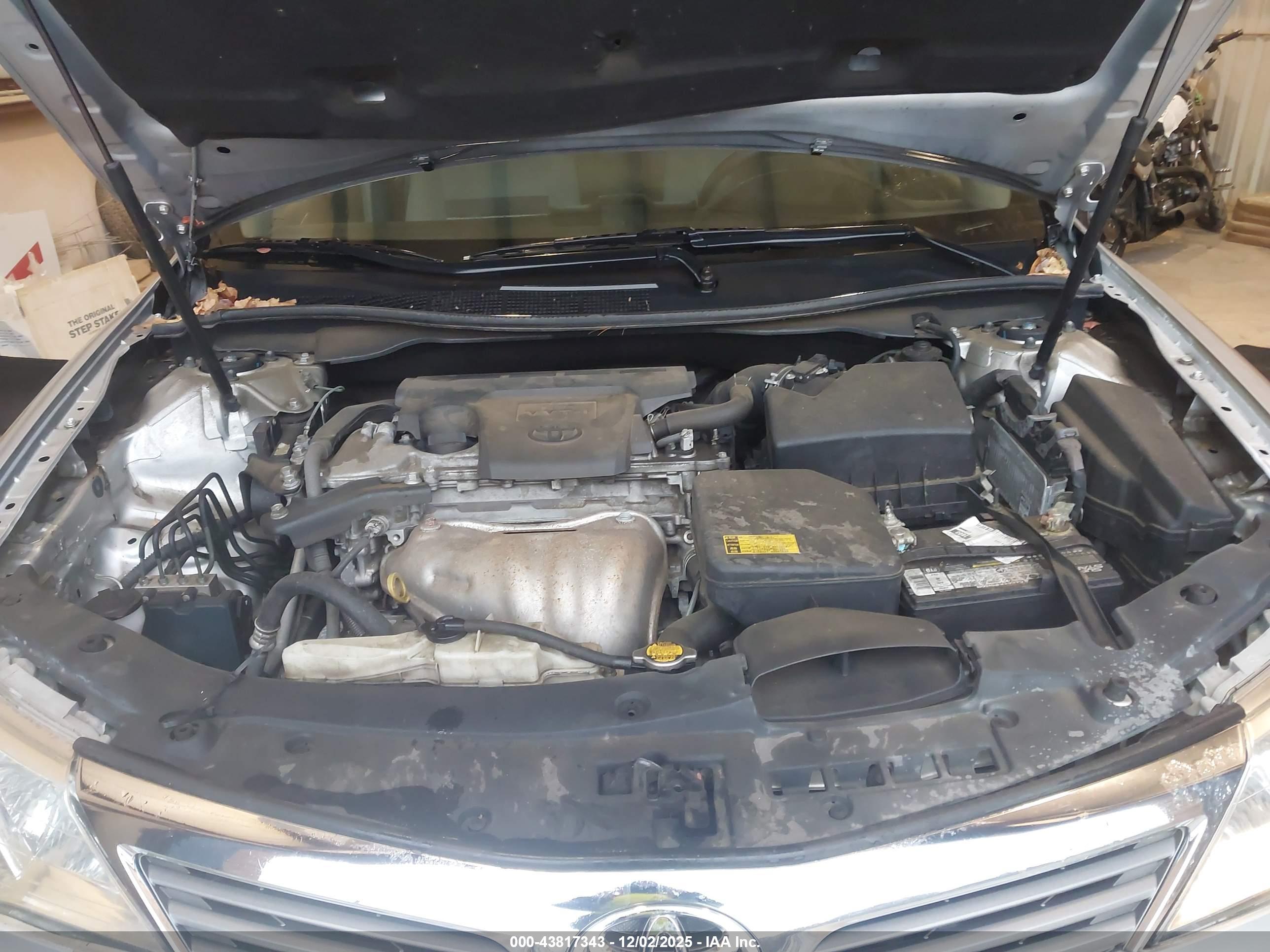 TOYOTA CAMRY image 10