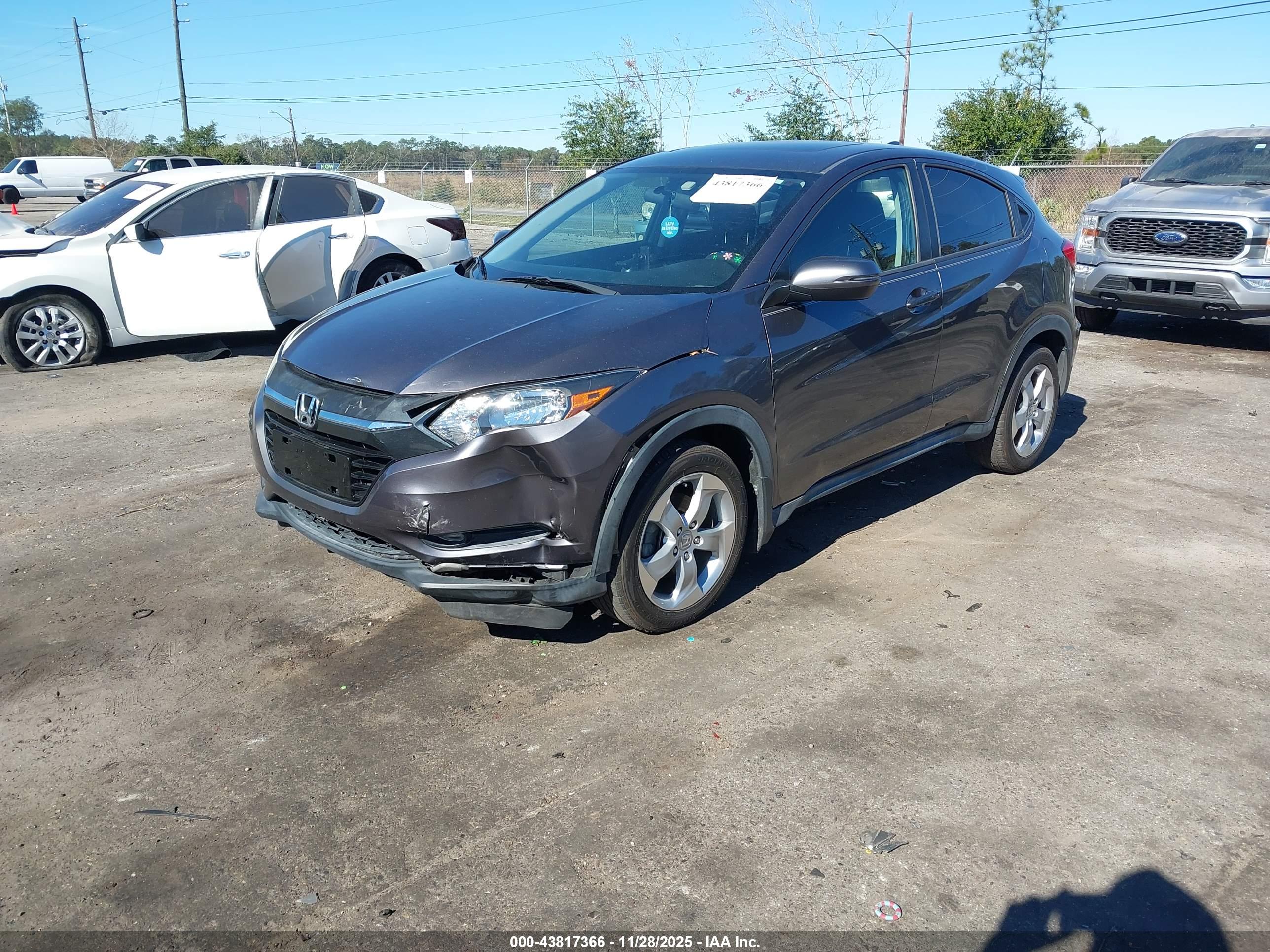 HONDA HR-V image 2