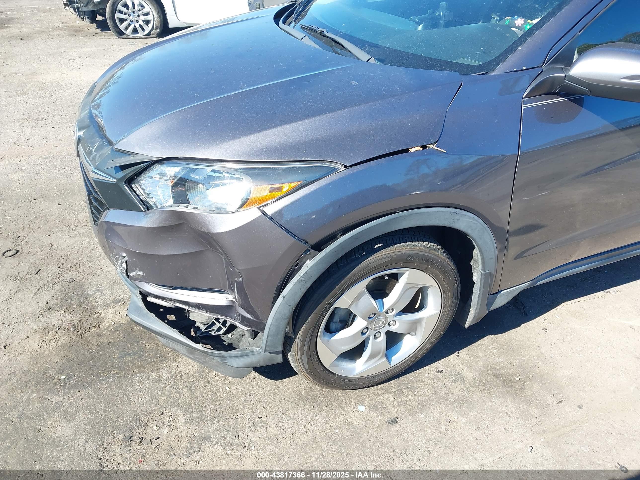 HONDA HR-V image 6