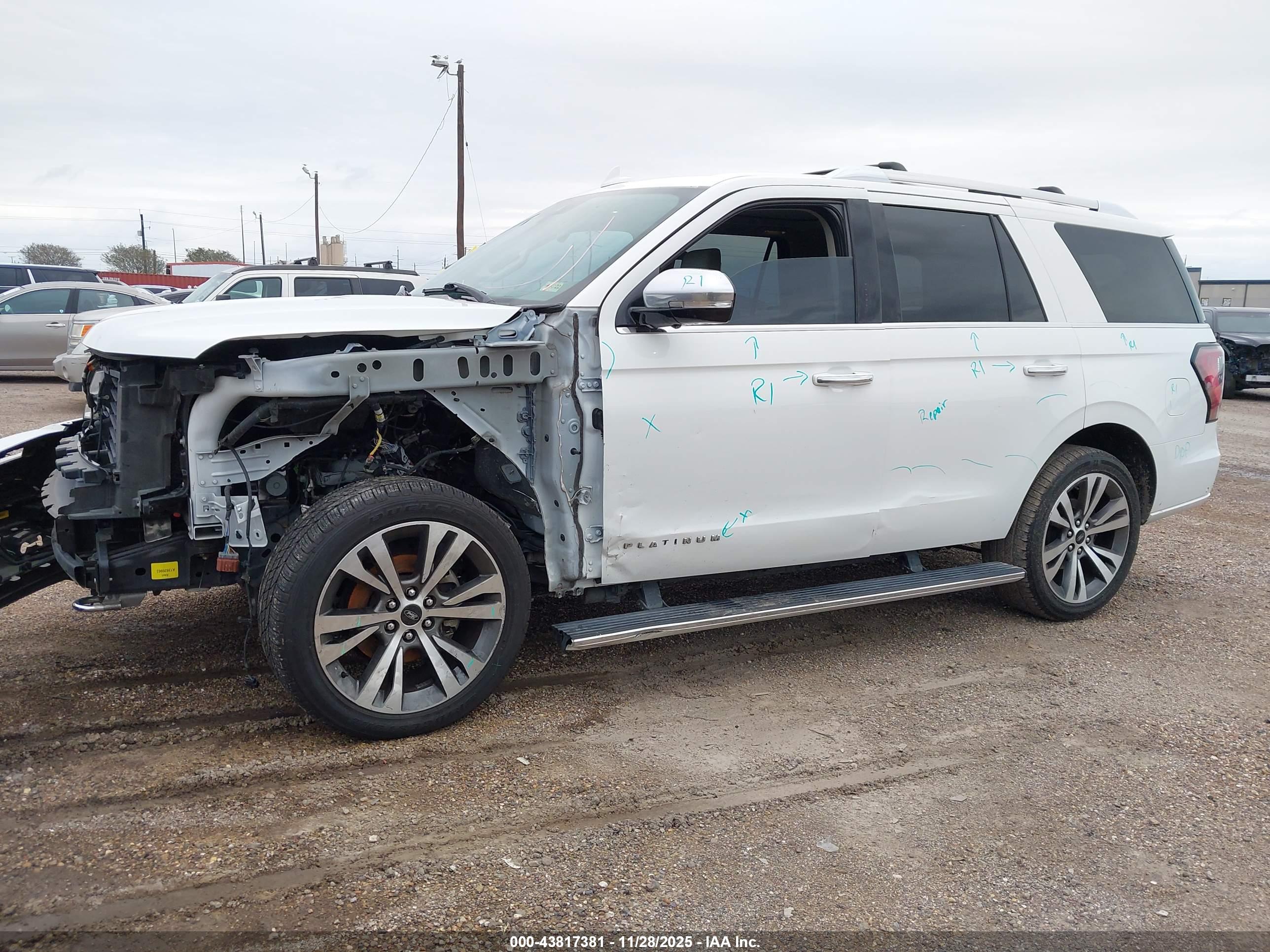 FORD EXPEDITION image 2
