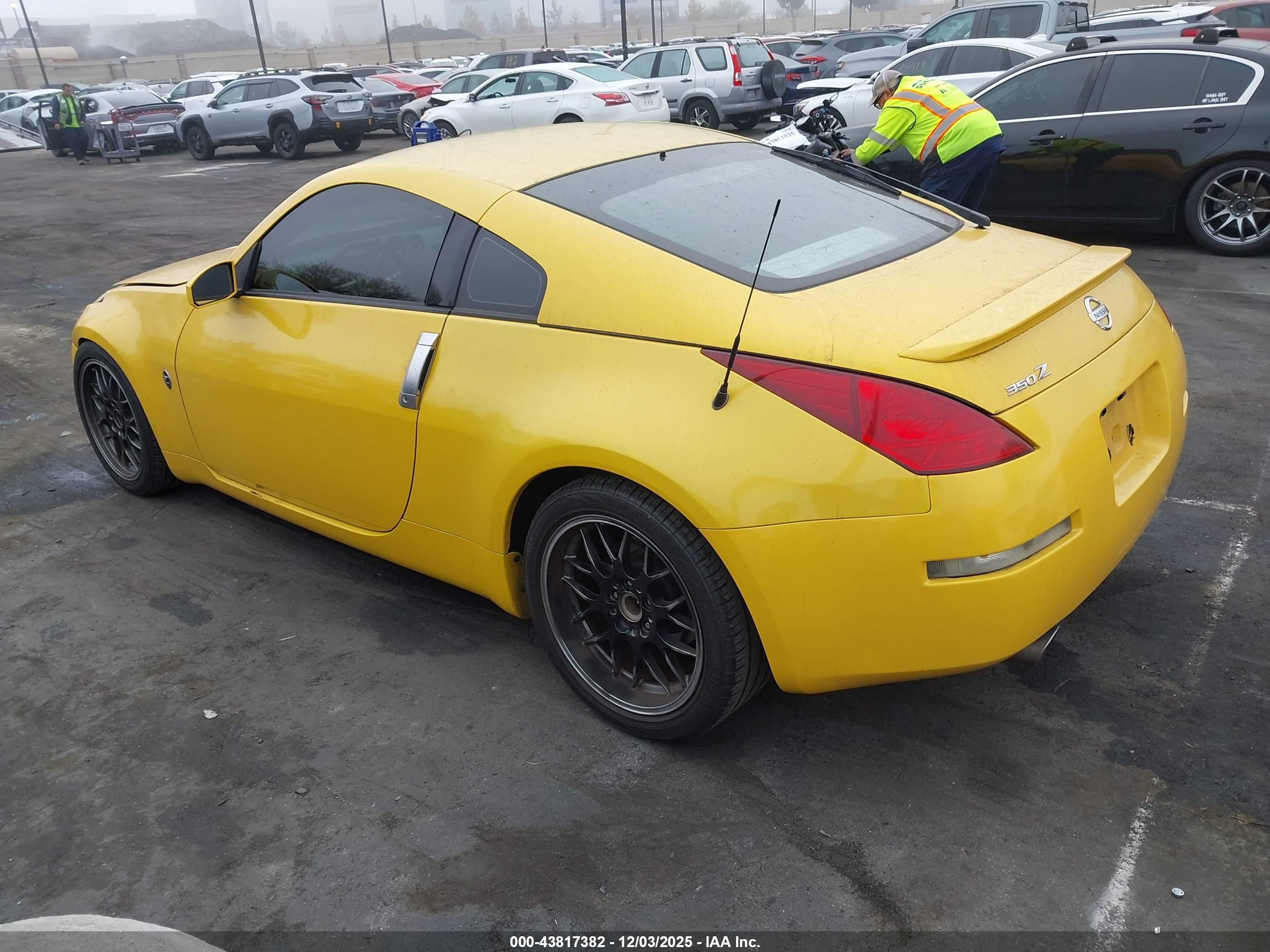 NISSAN 350Z image 3