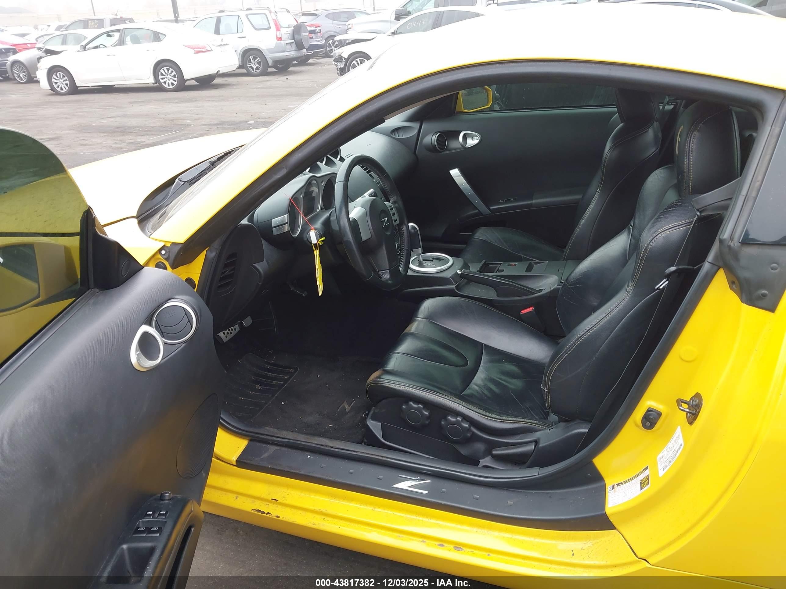 NISSAN 350Z image 5