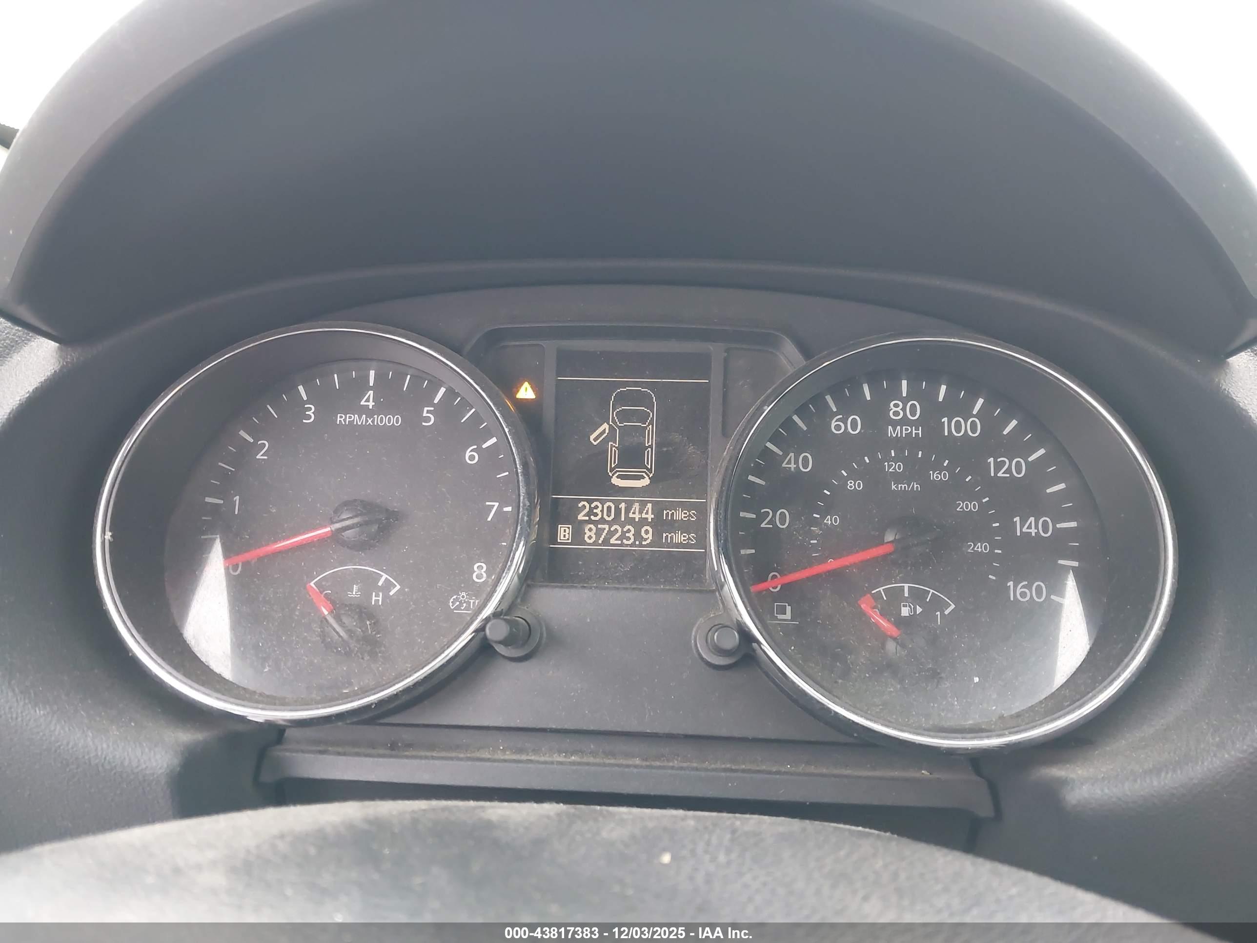NISSAN ROGUE image 7