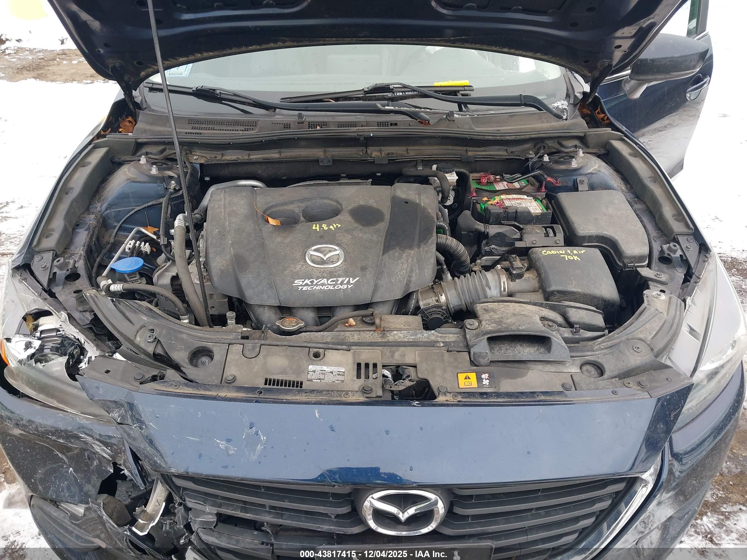 MAZDA MAZDA3 image 10