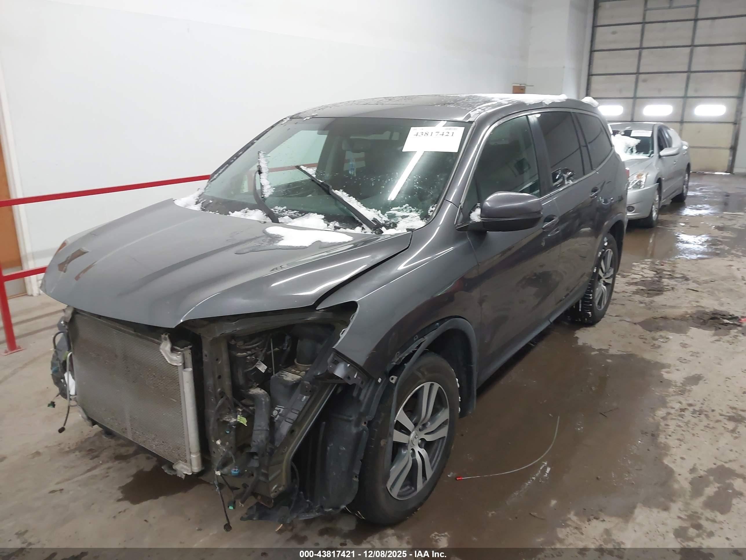 HONDA PILOT image 2