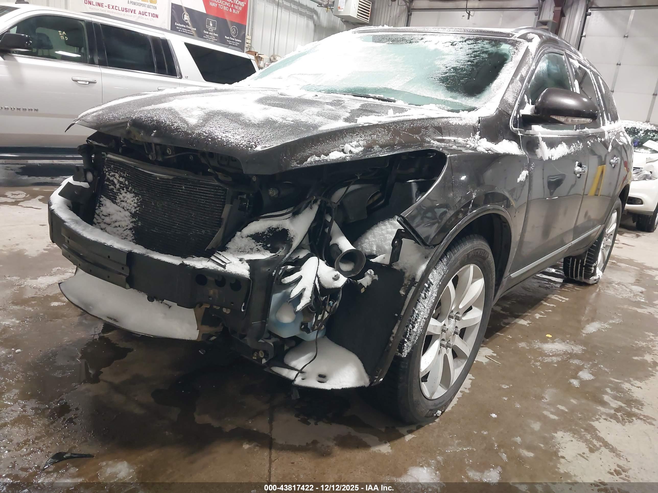 BUICK ENCLAVE image 2