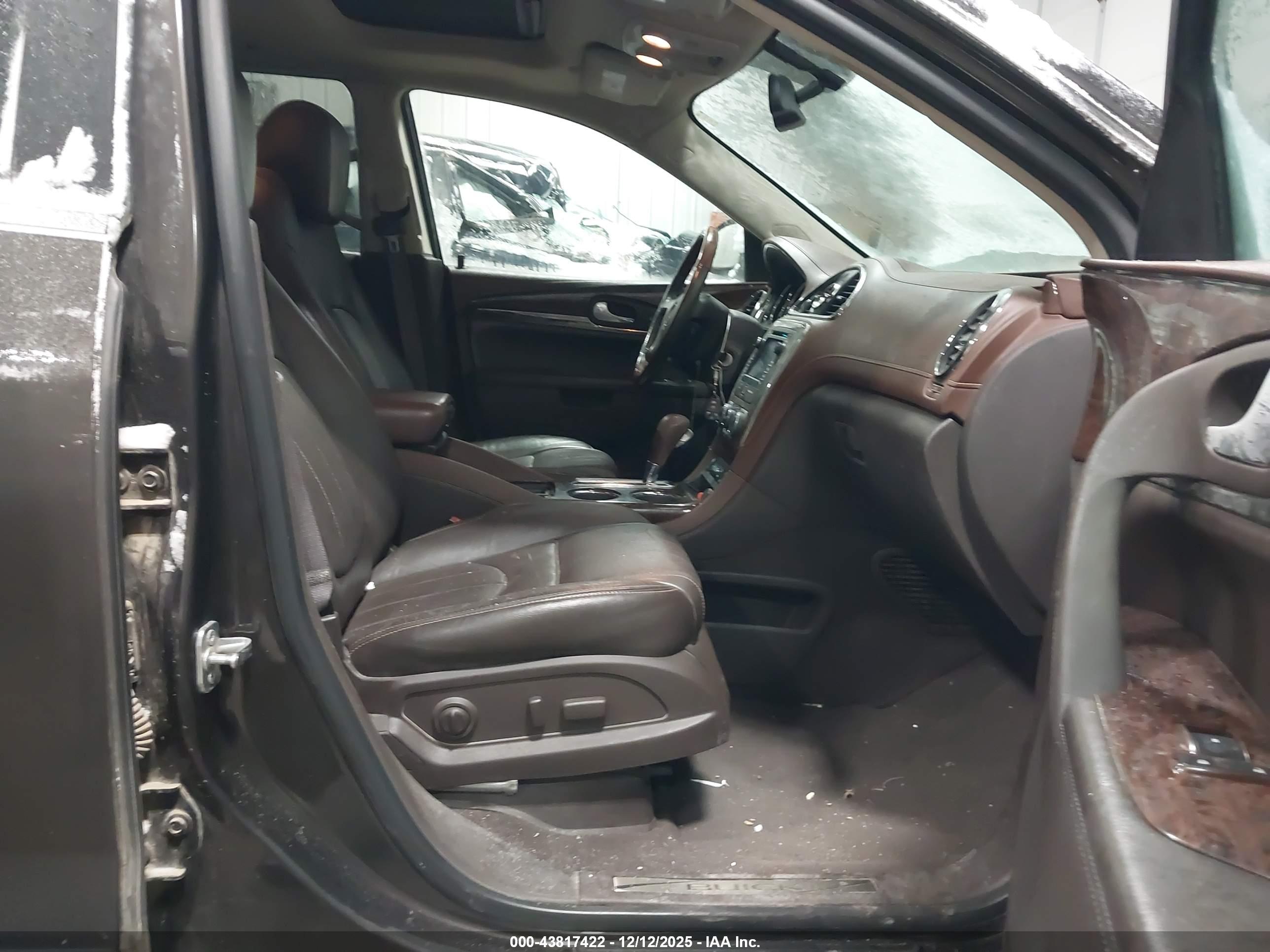 BUICK ENCLAVE image 5