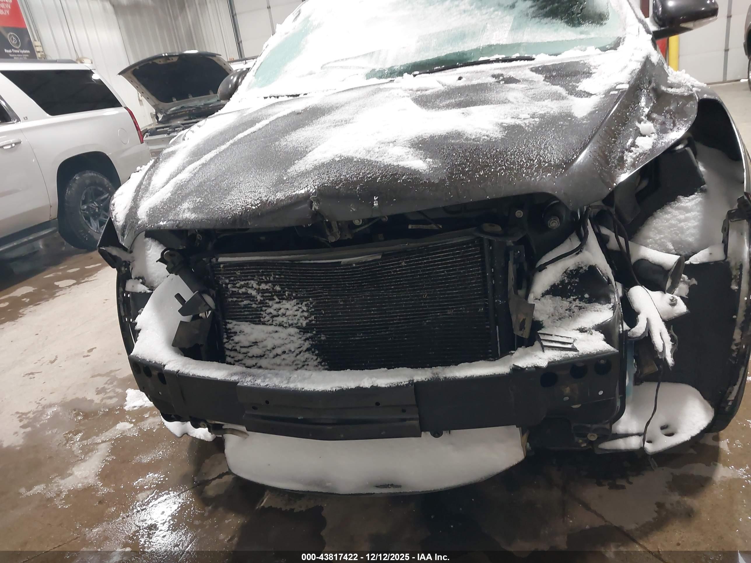 BUICK ENCLAVE image 6