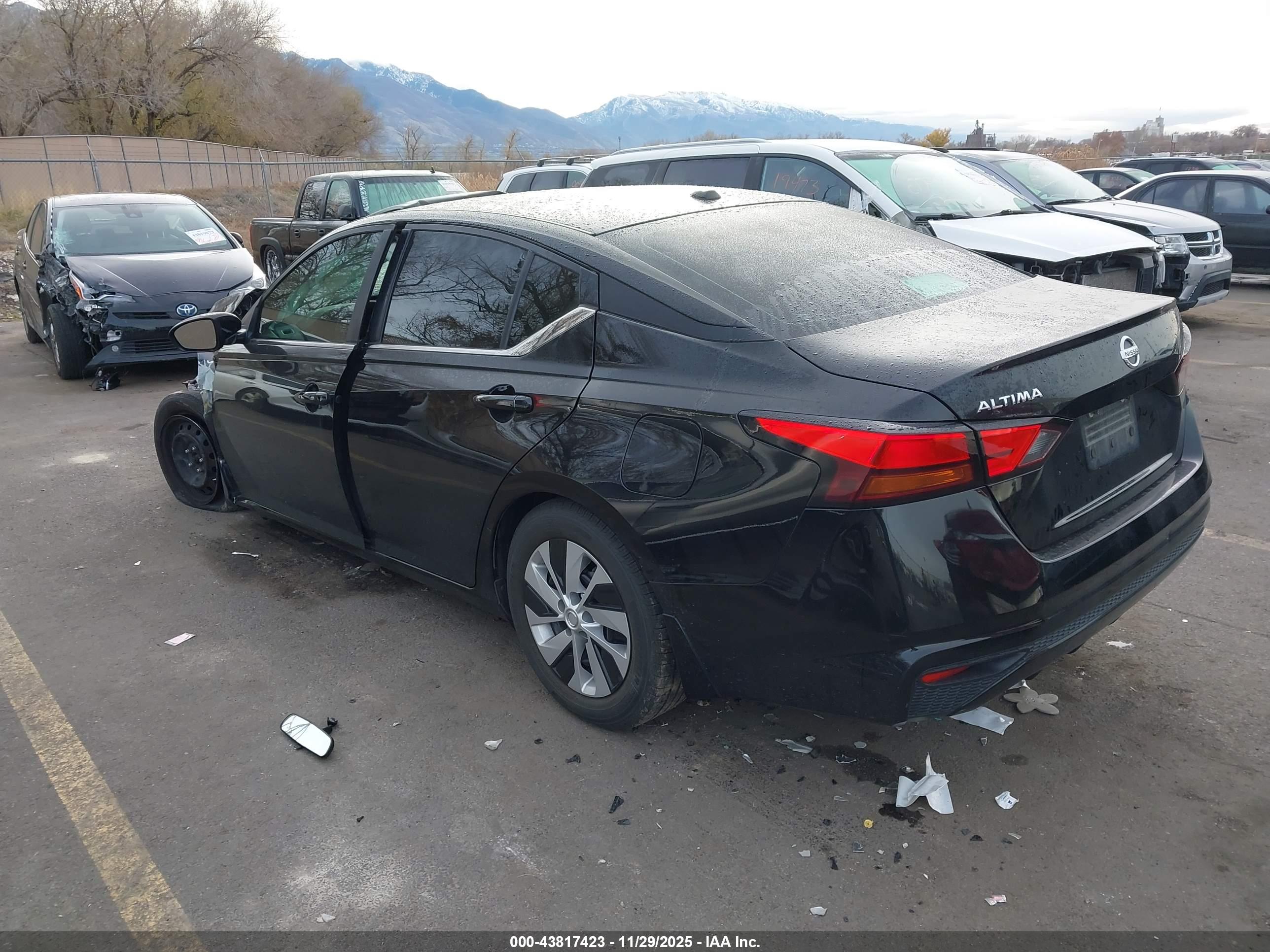 NISSAN ALTIMA image 3