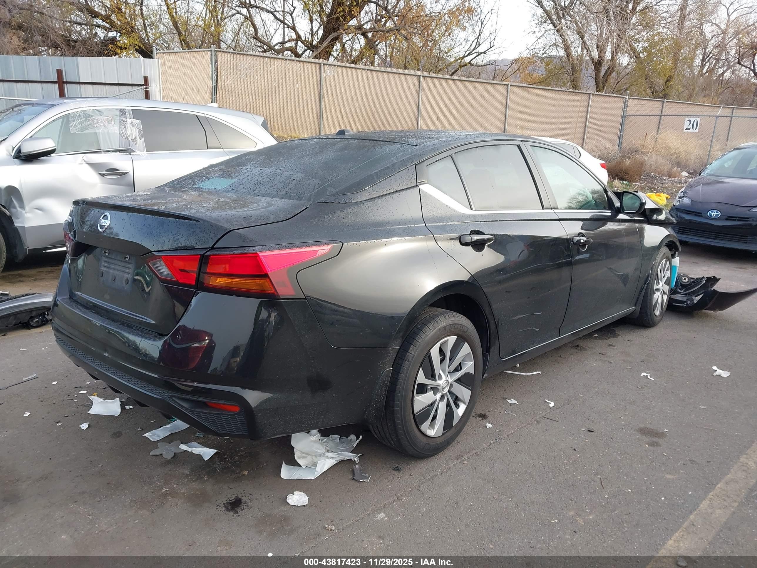 NISSAN ALTIMA image 4