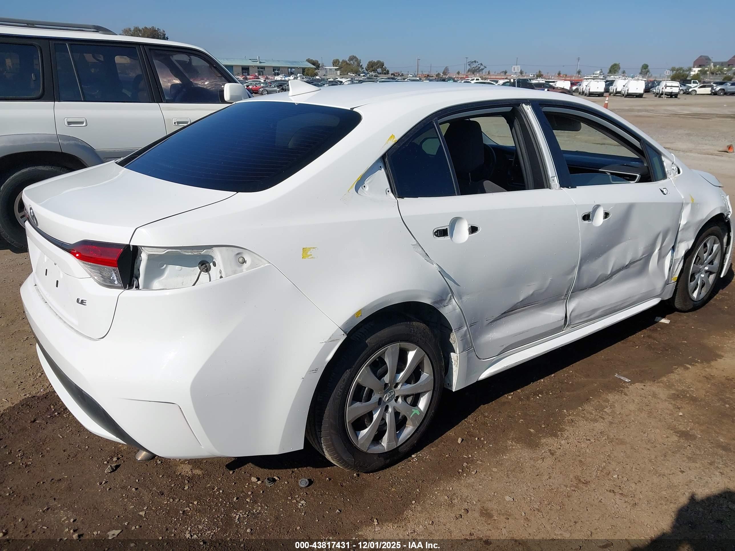 TOYOTA COROLLA image 4