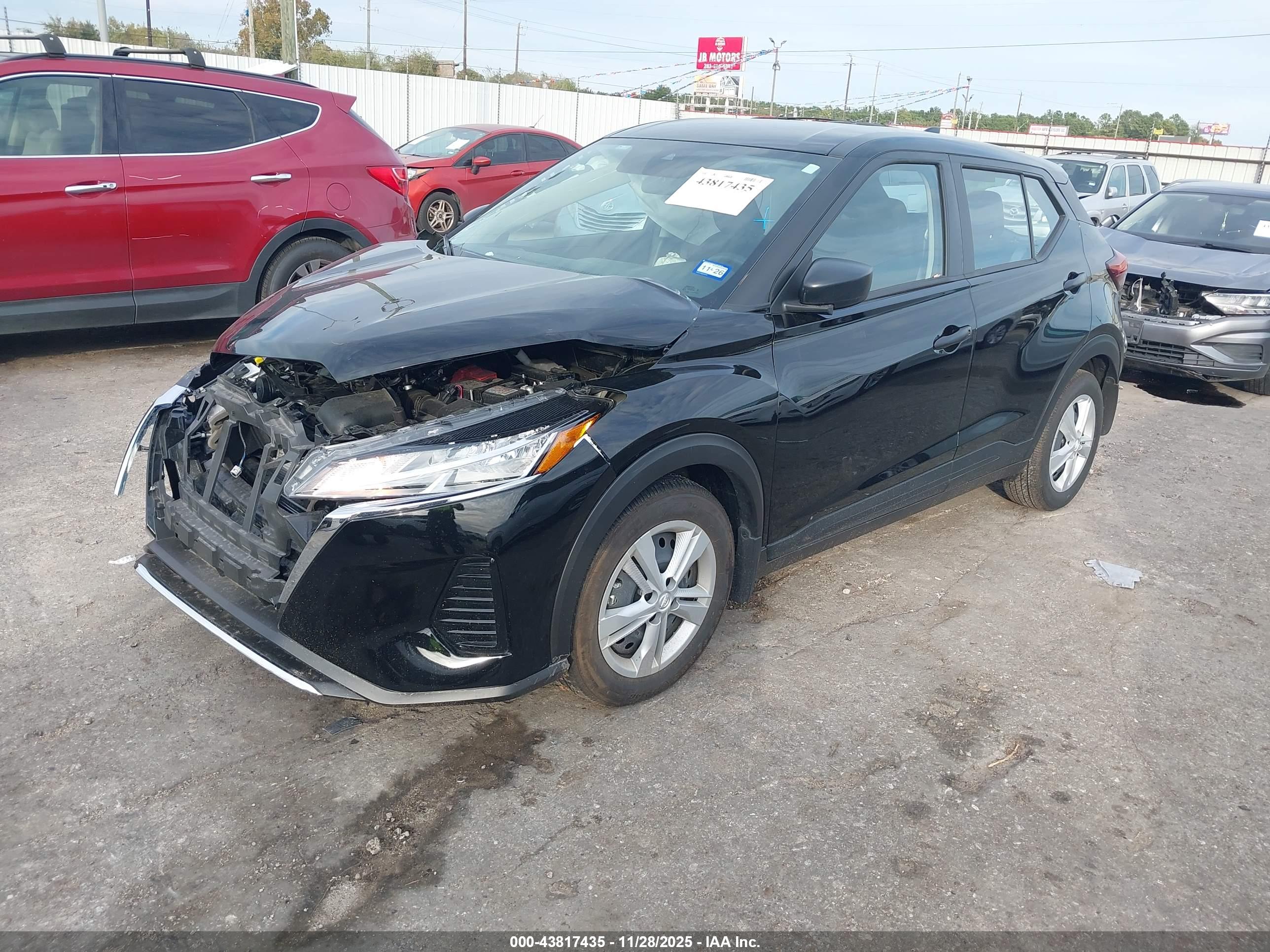 NISSAN KICKS image 2