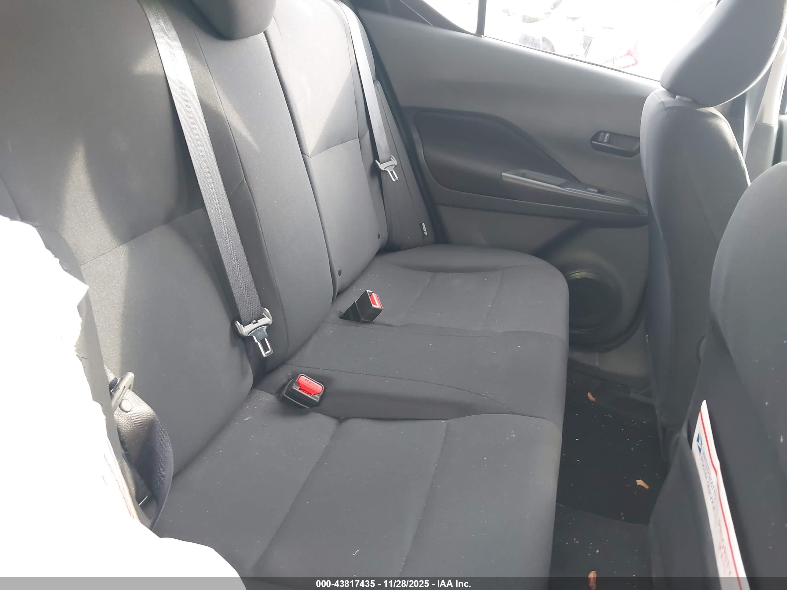 NISSAN KICKS image 8