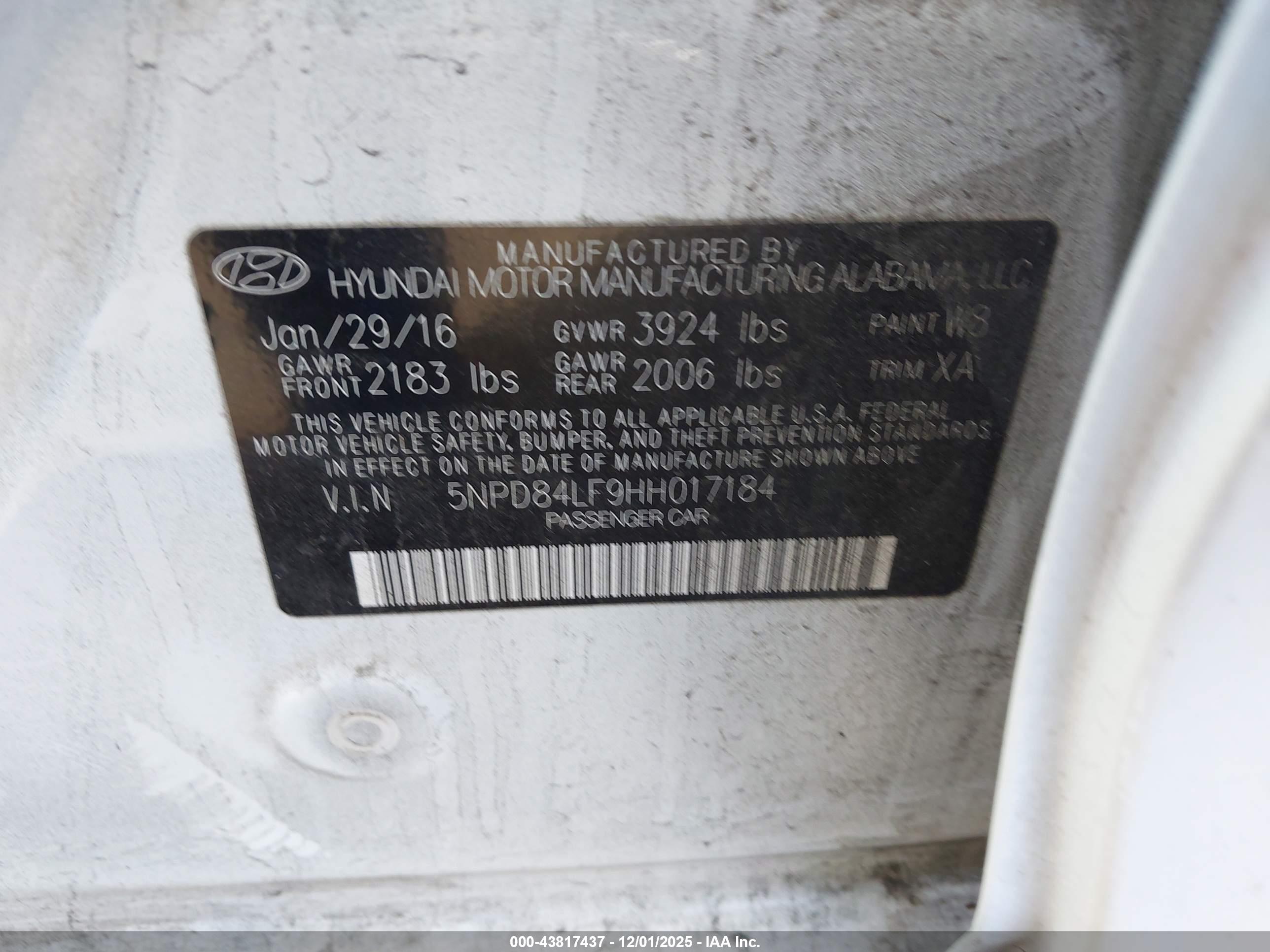 HYUNDAI ELANTRA image 9