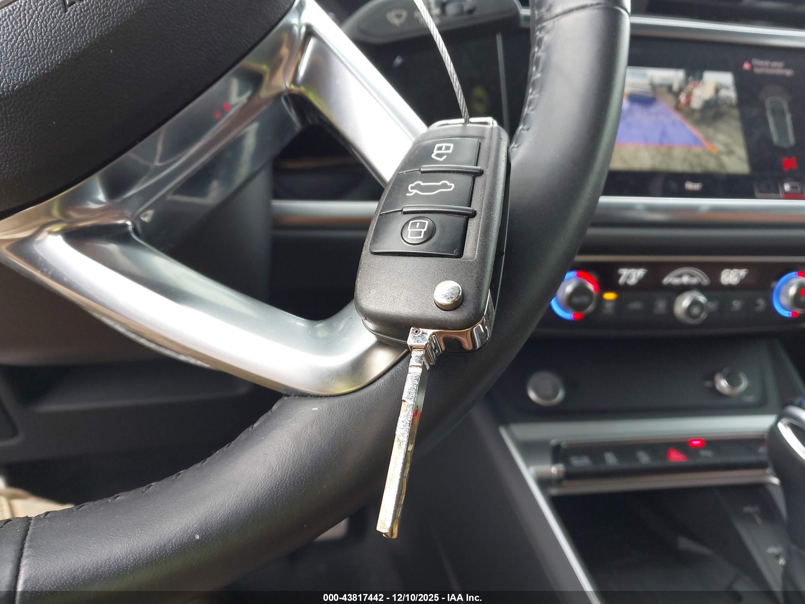 AUDI Q3 image 11