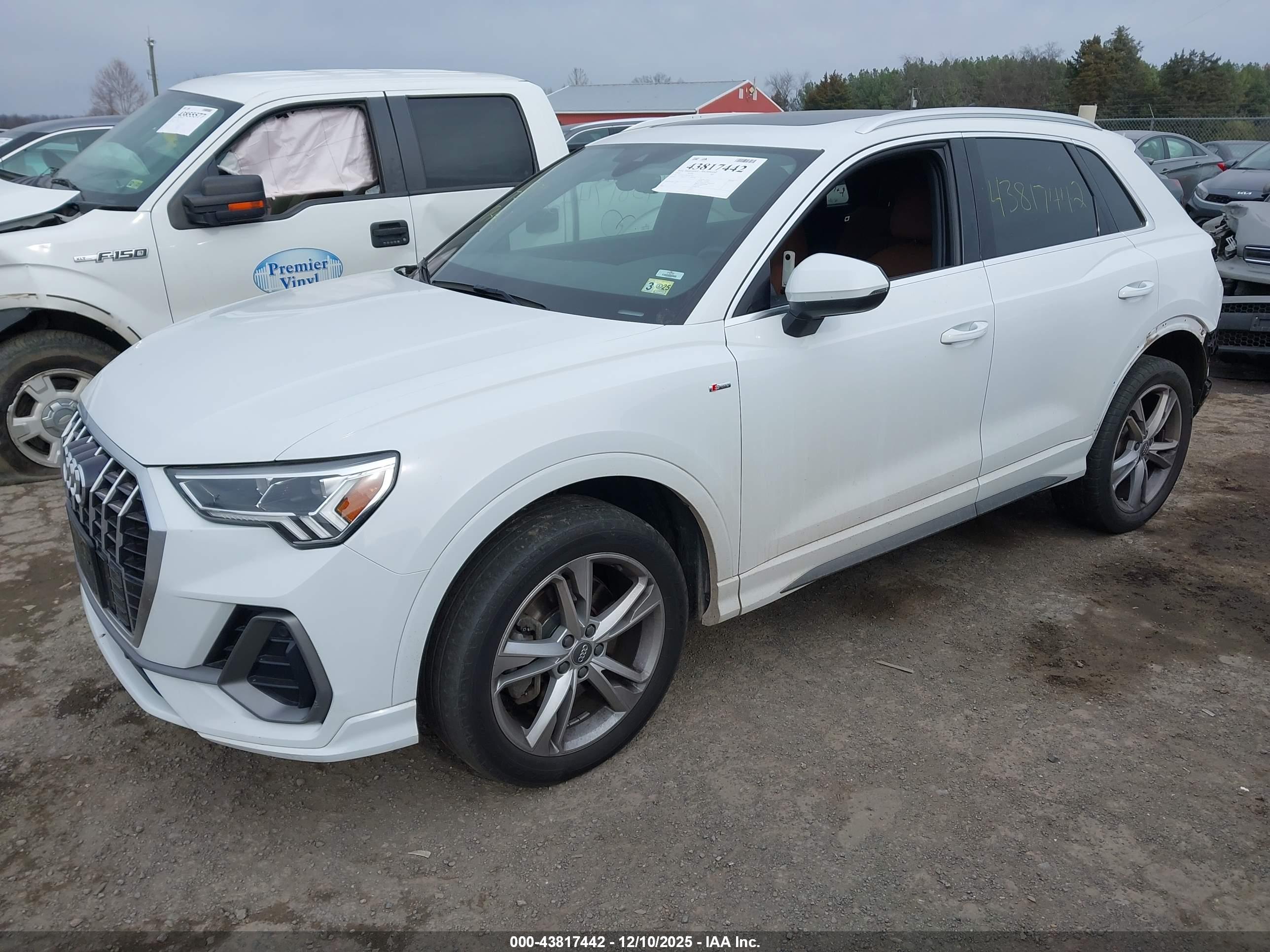 AUDI Q3 image 2