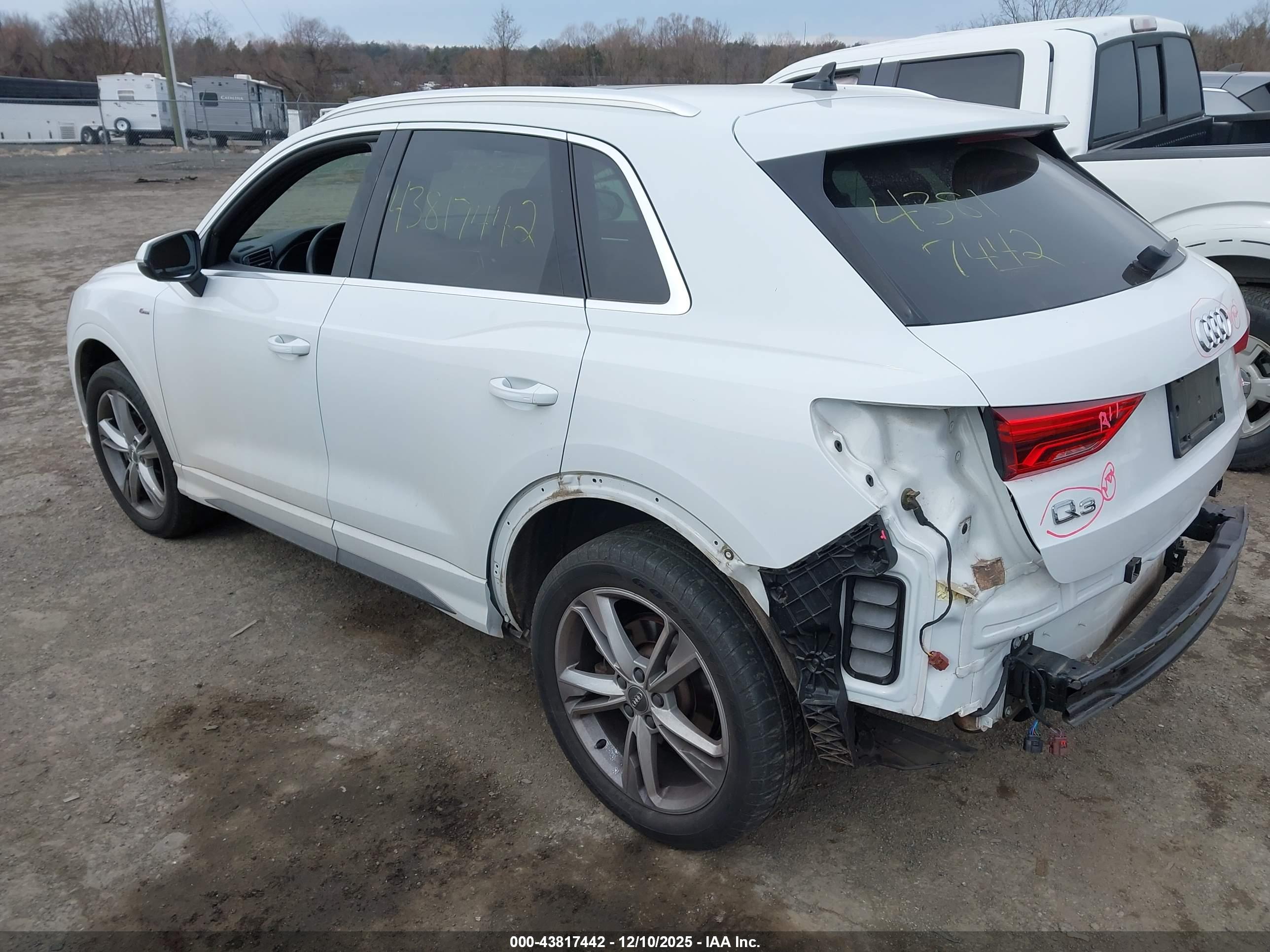 AUDI Q3 image 3