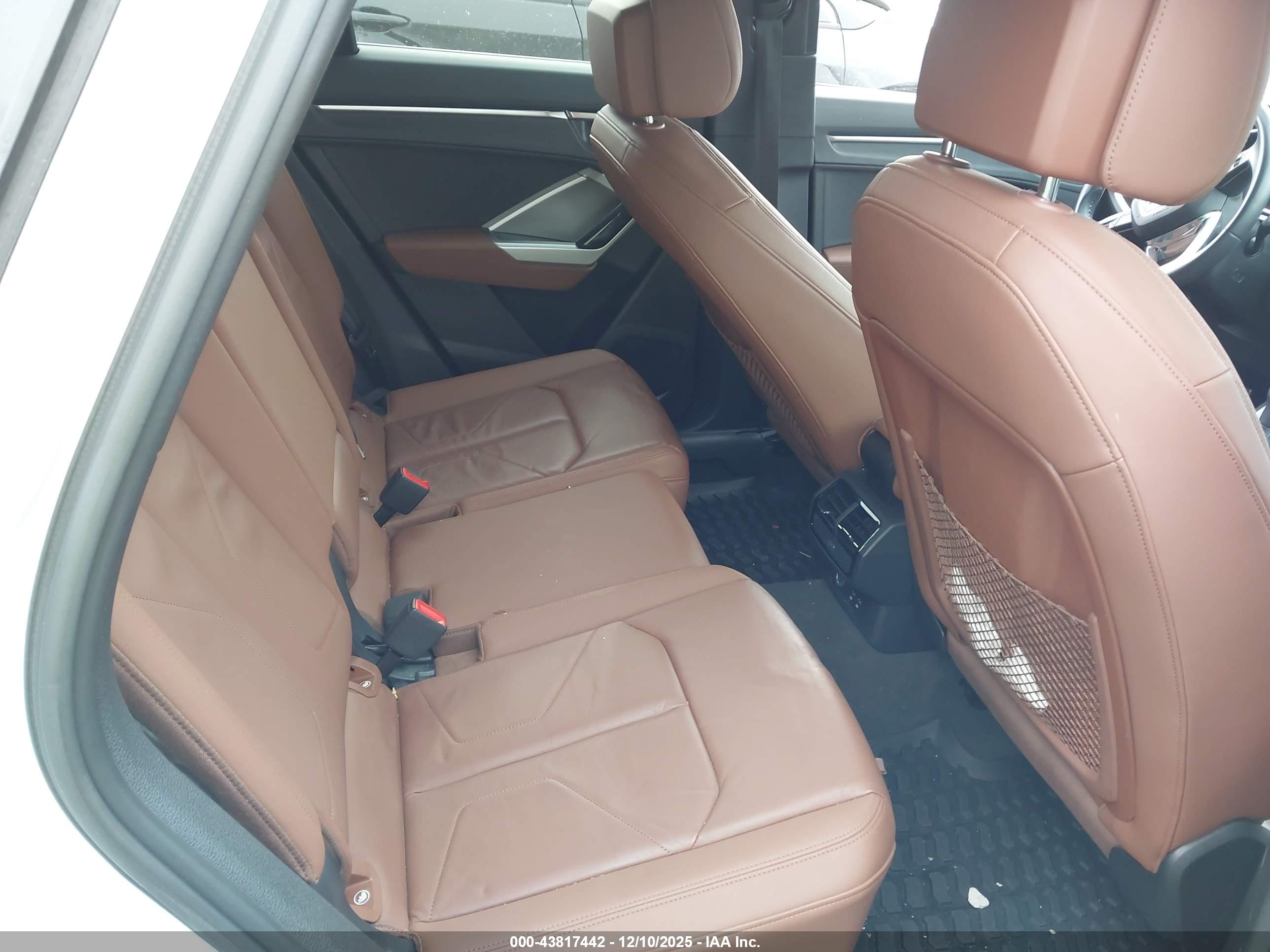 AUDI Q3 image 8
