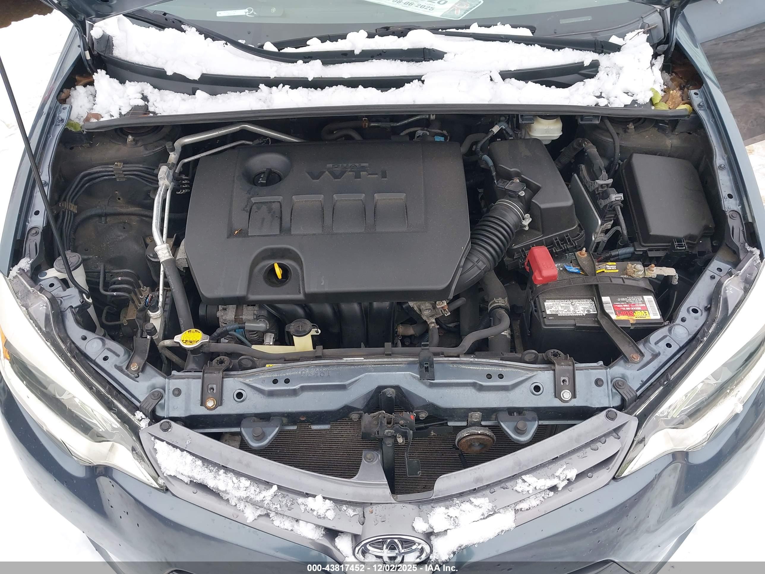 TOYOTA COROLLA image 10