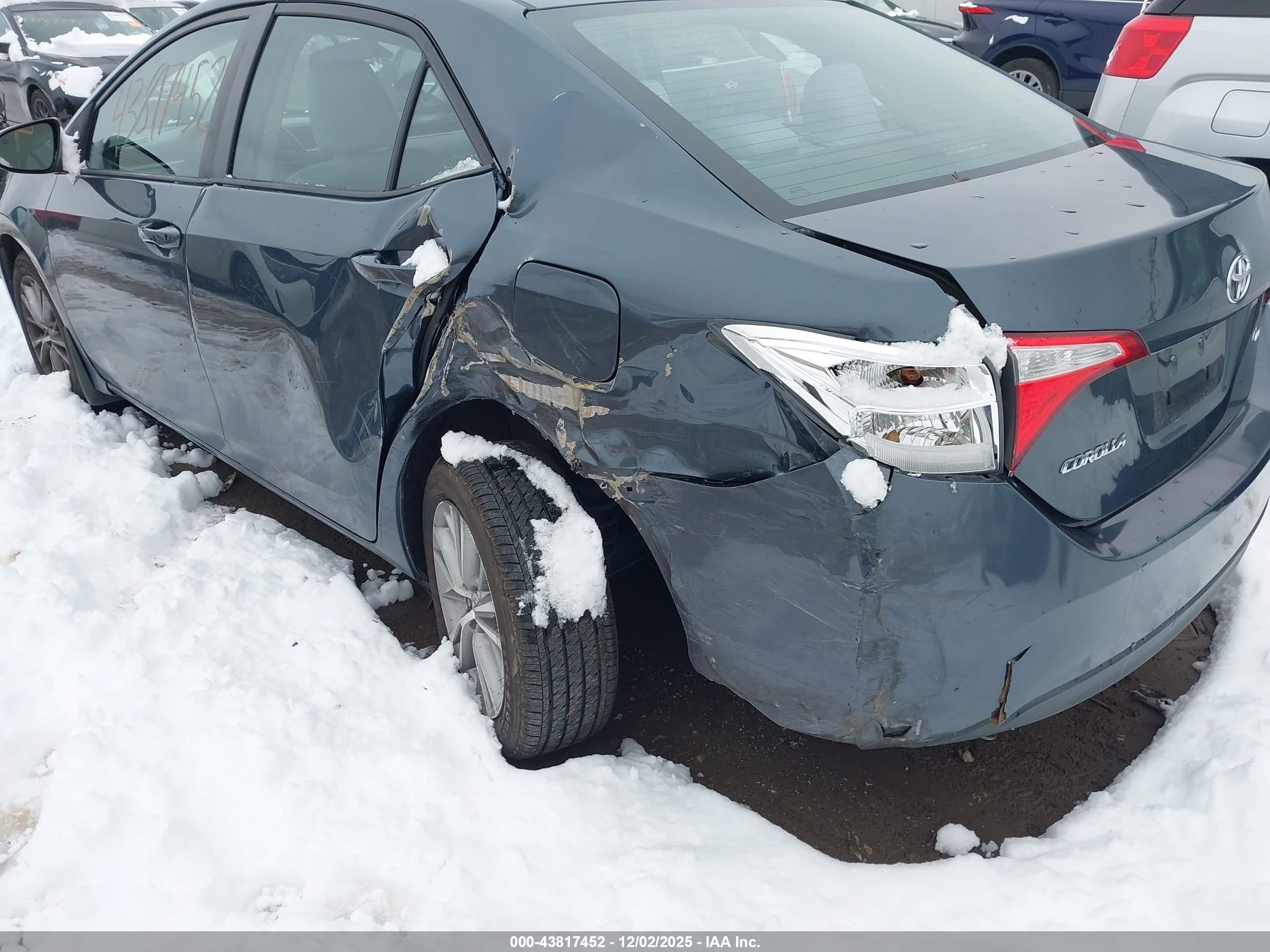 TOYOTA COROLLA image 6