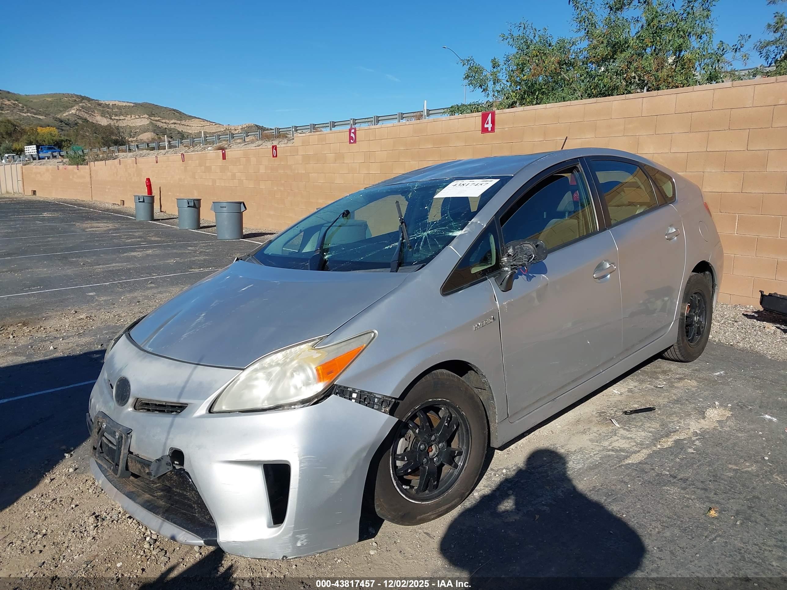 TOYOTA PRIUS image 6
