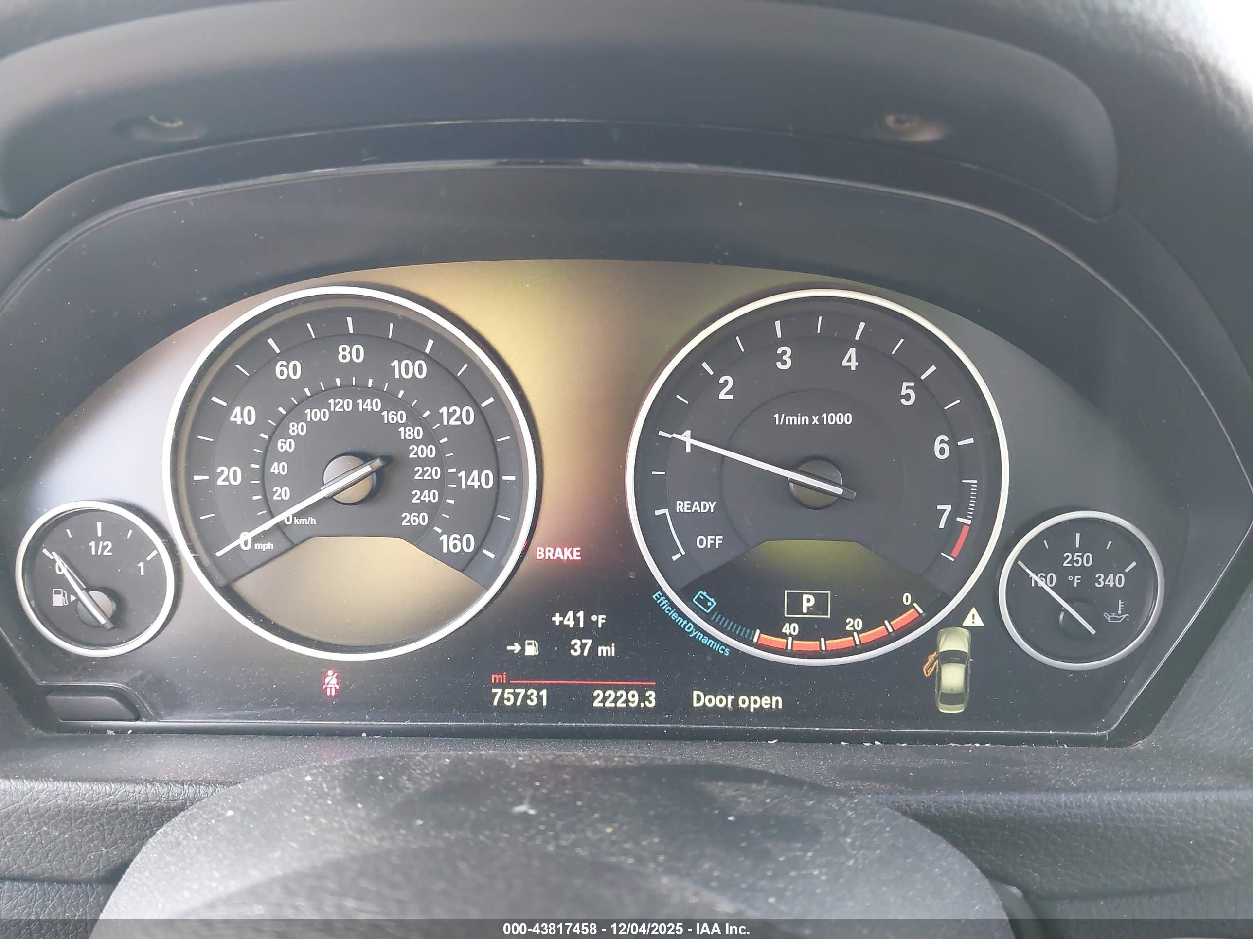 BMW 320I image 7