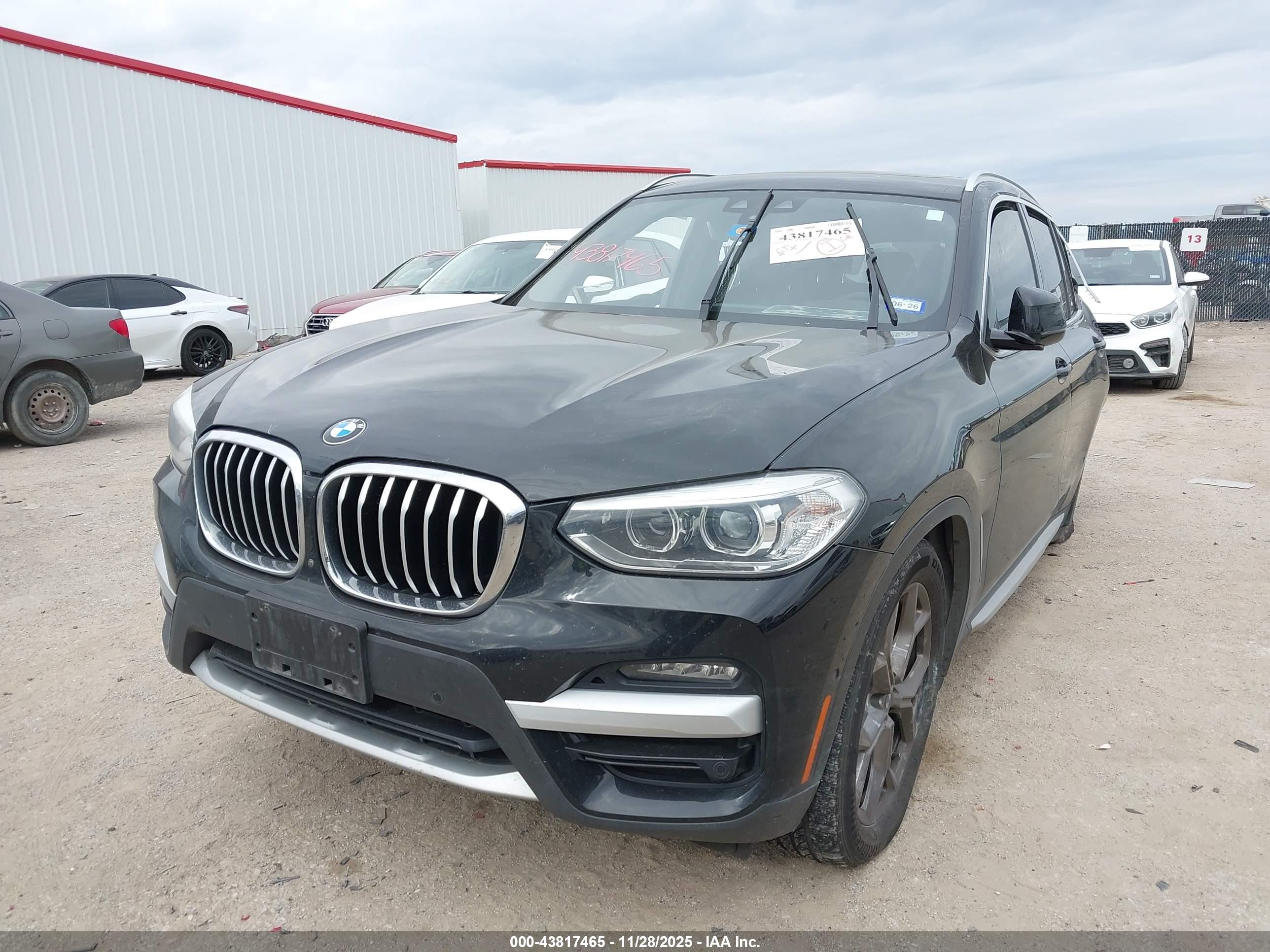 BMW X3 image 2