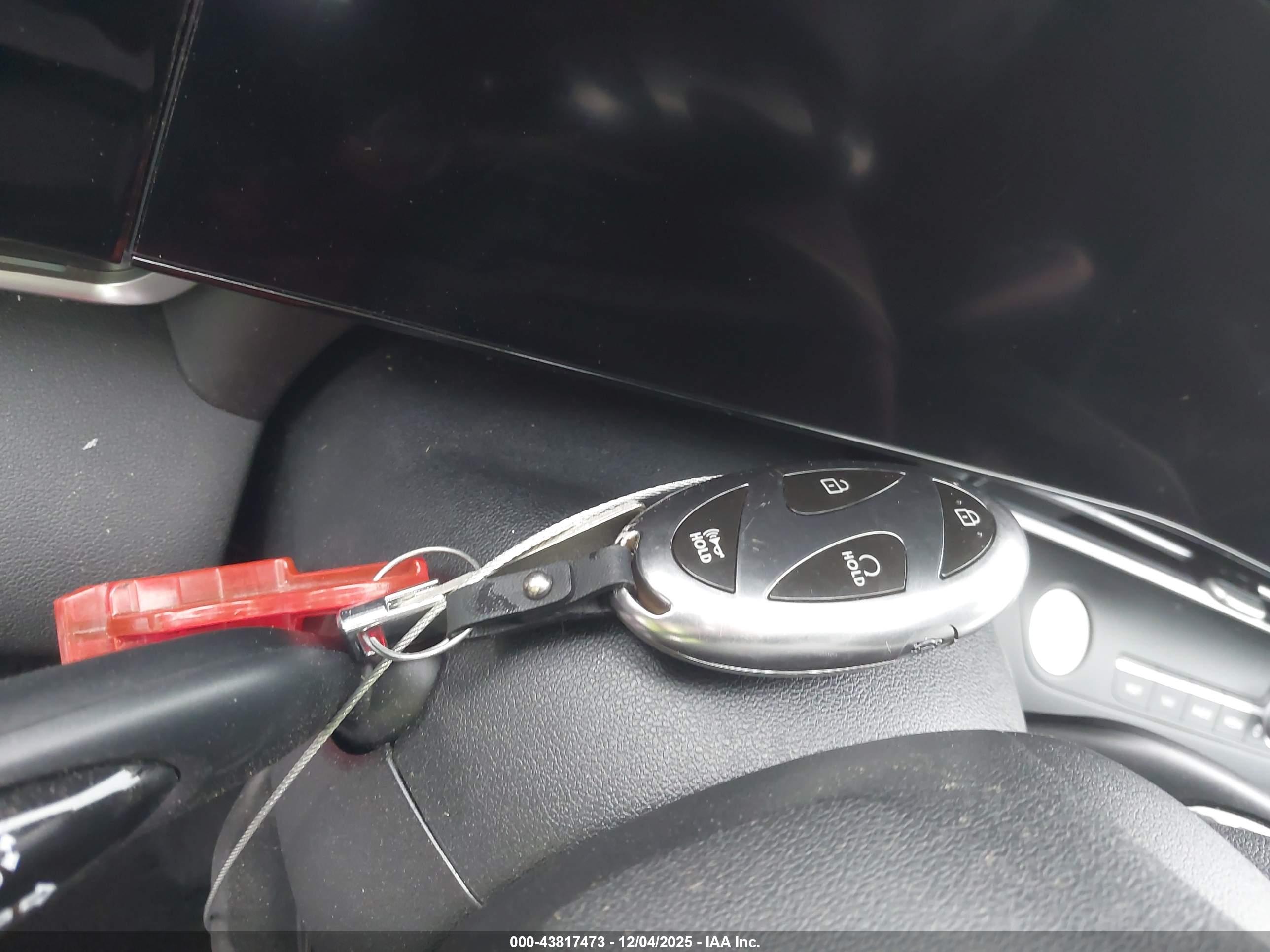 HYUNDAI ELANTRA image 11