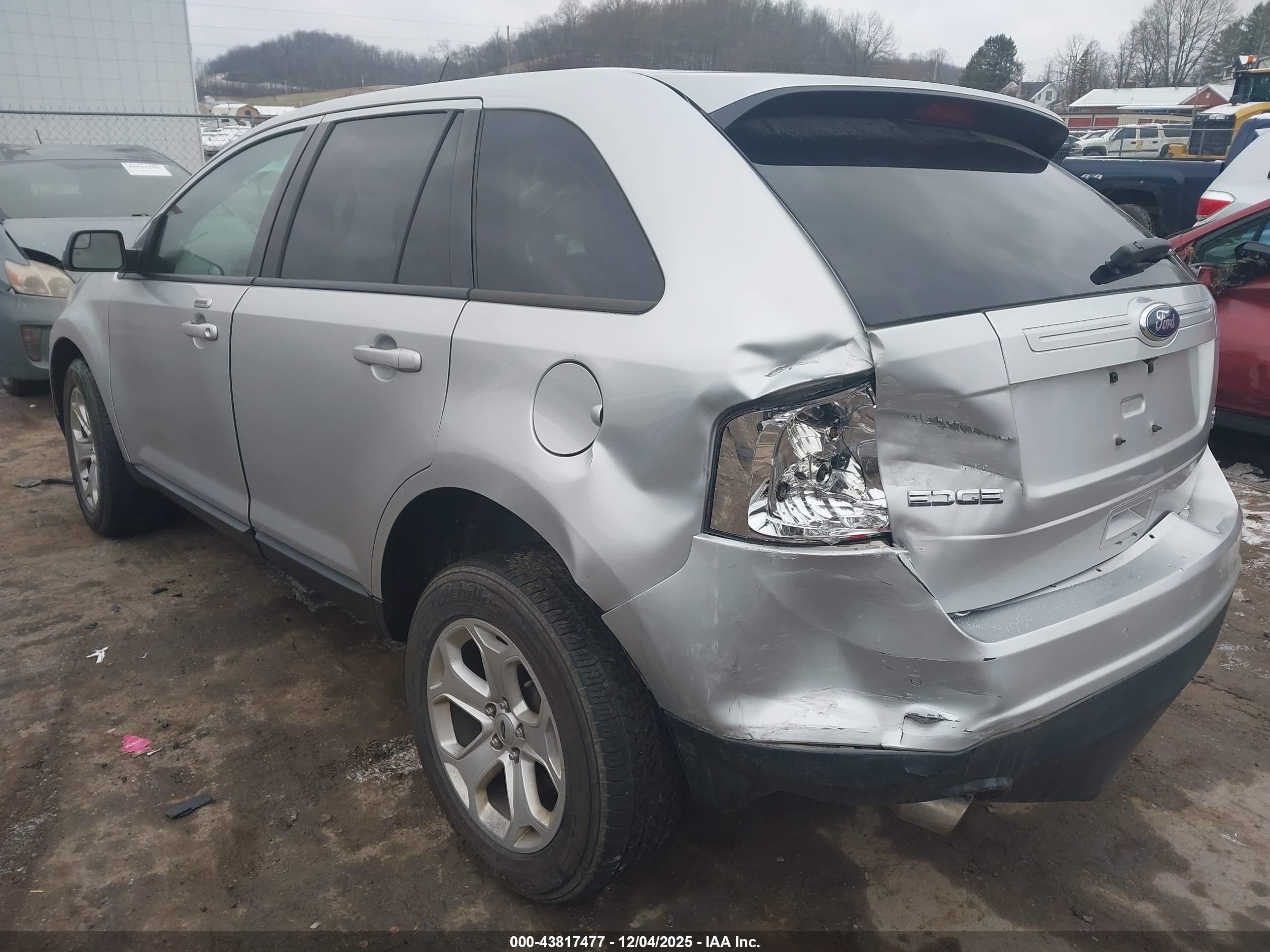 FORD EDGE image 3