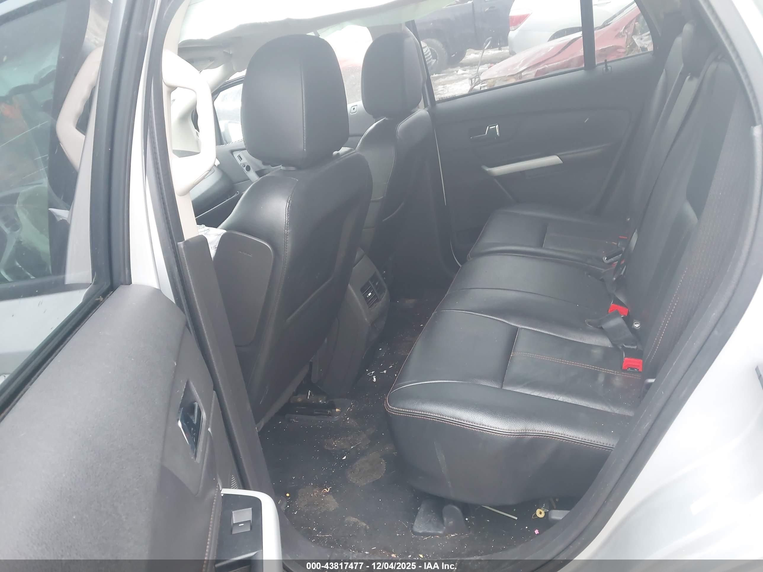 FORD EDGE image 8