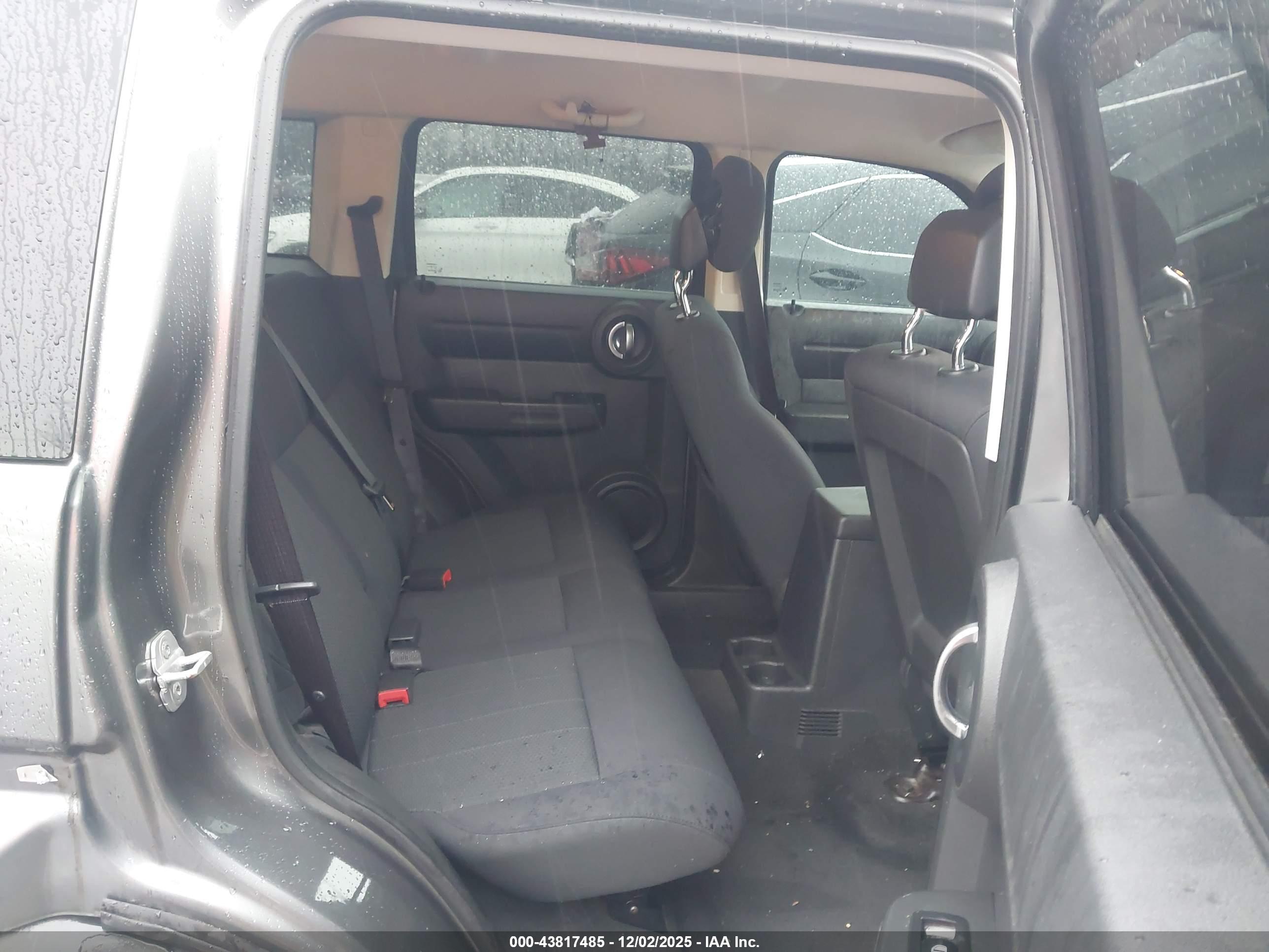 DODGE NITRO image 8