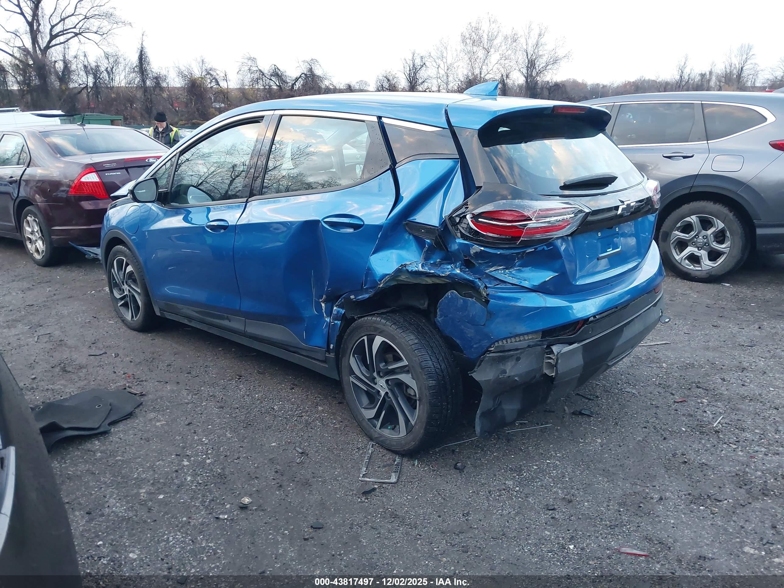 CHEVROLET BOLT image 3