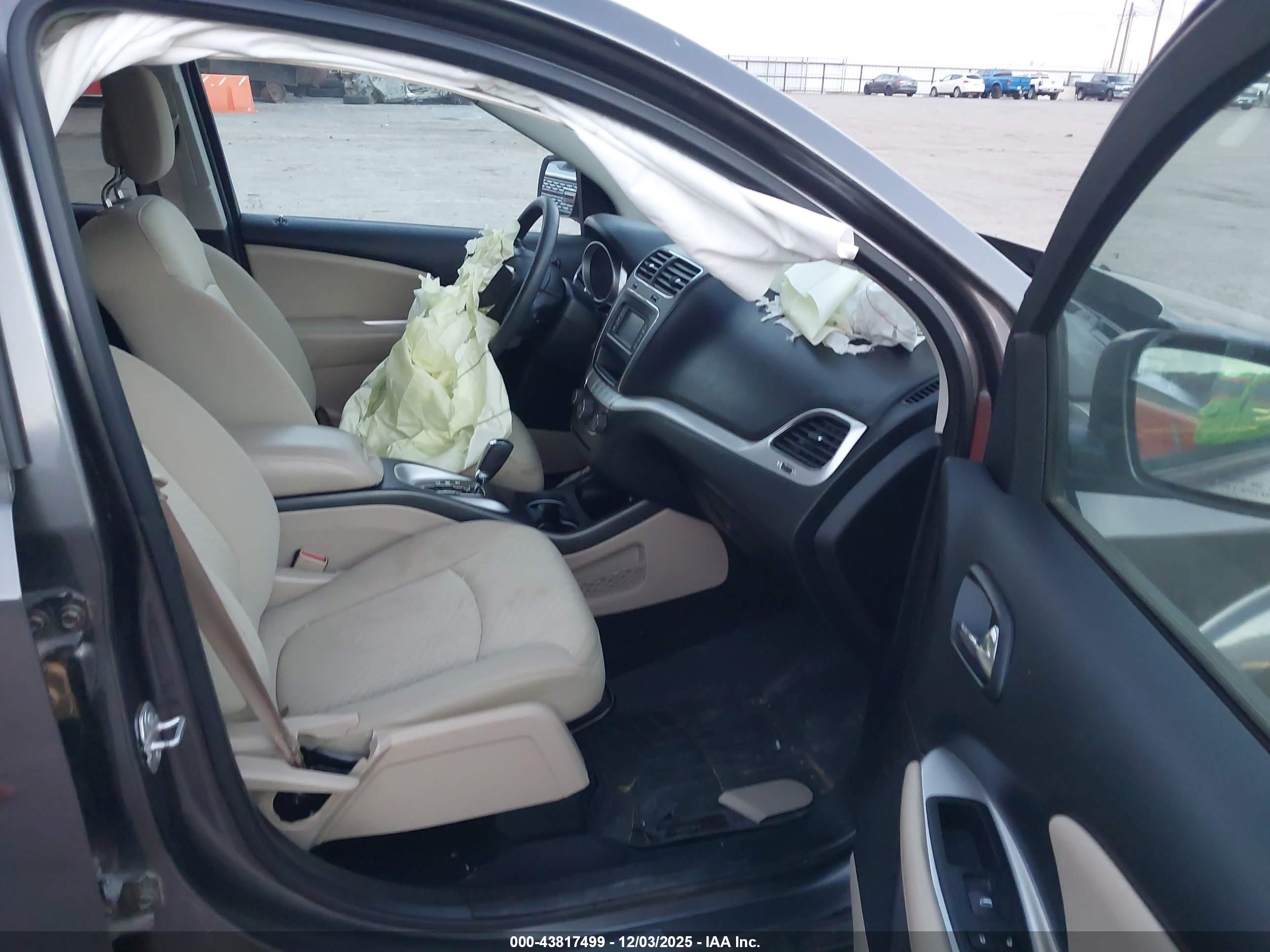 DODGE JOURNEY image 5