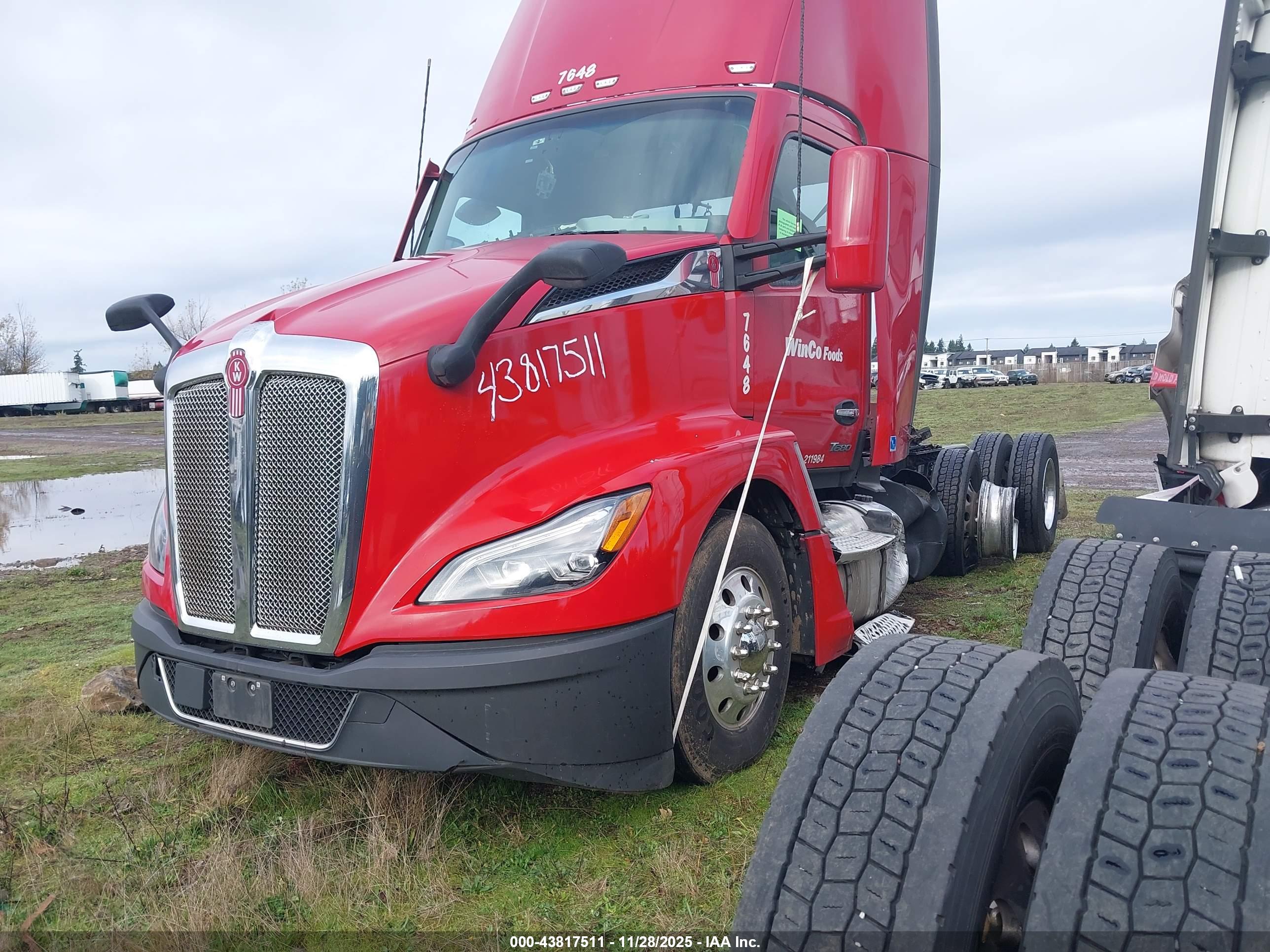 KENWORTH T680 image 2