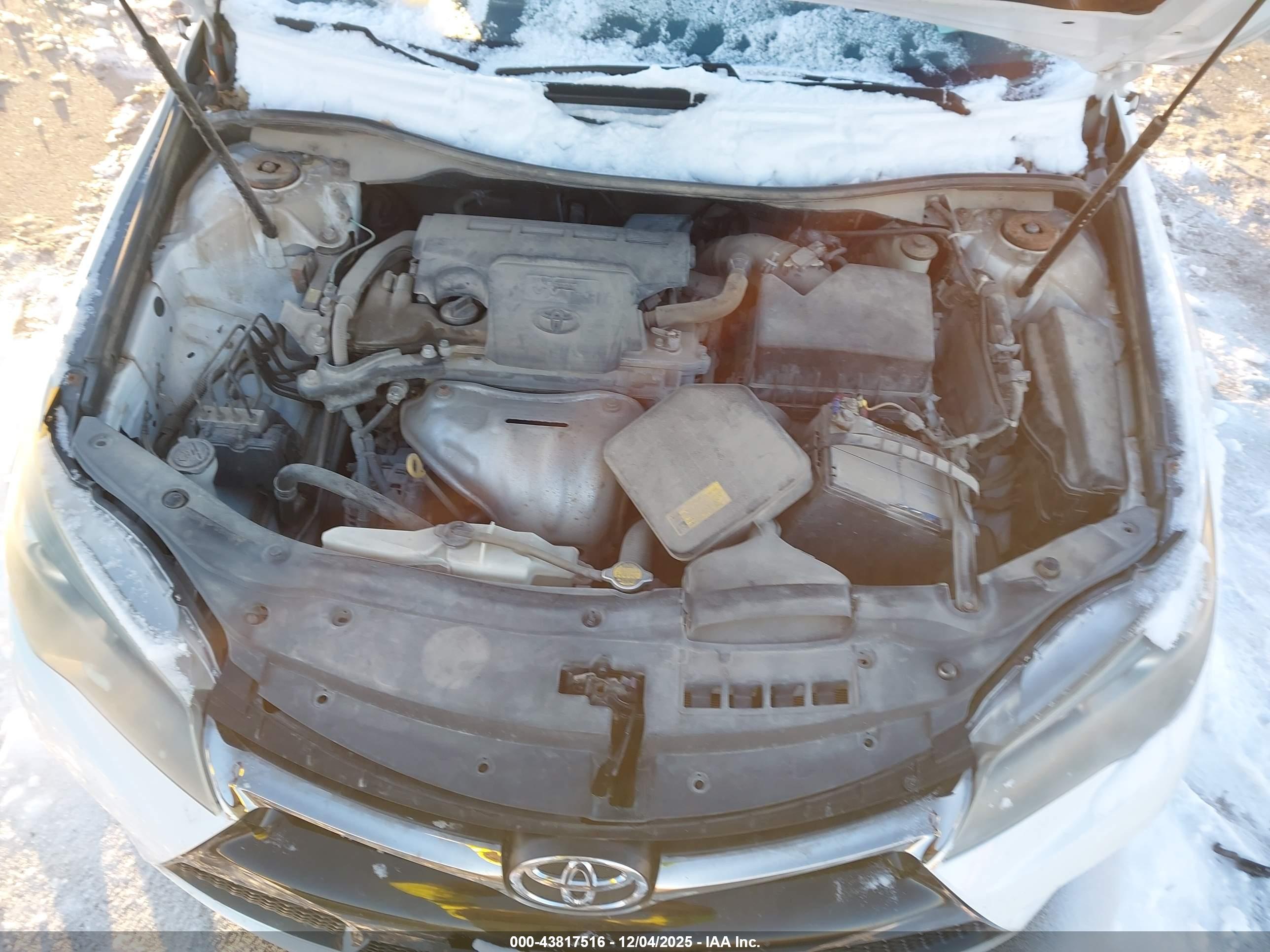 TOYOTA CAMRY image 10