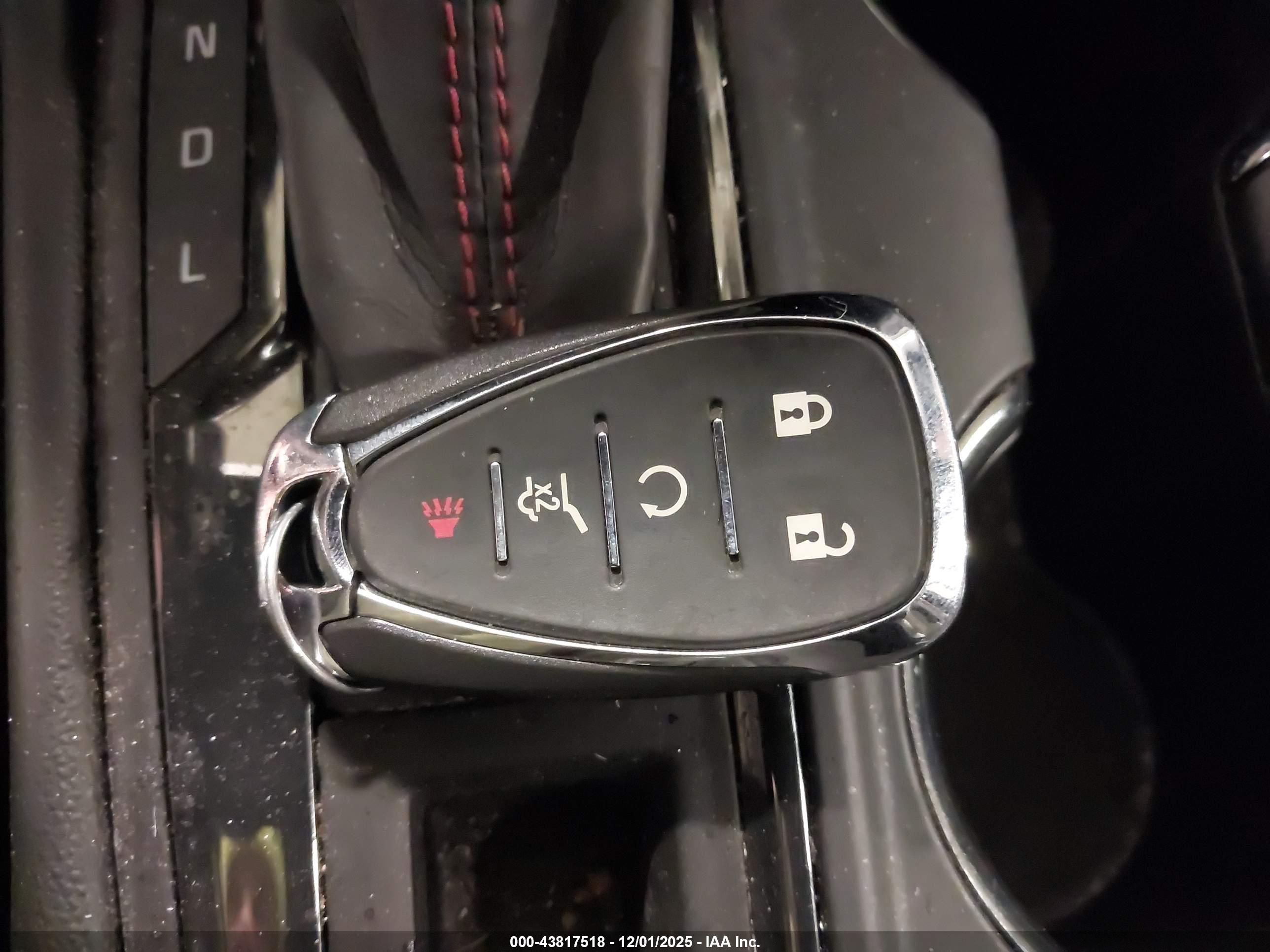 CHEVROLET EQUINOX image 11