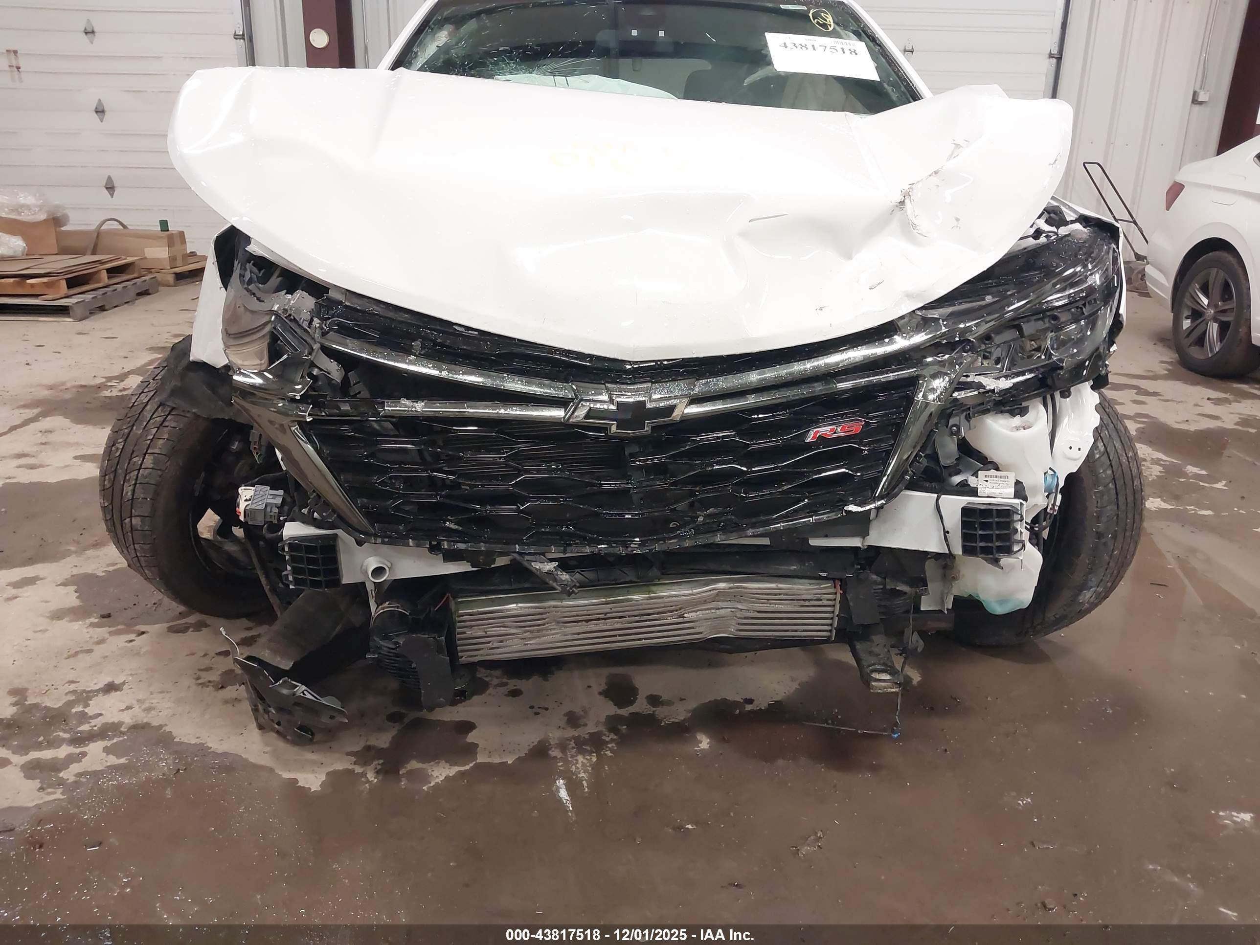 CHEVROLET EQUINOX image 6
