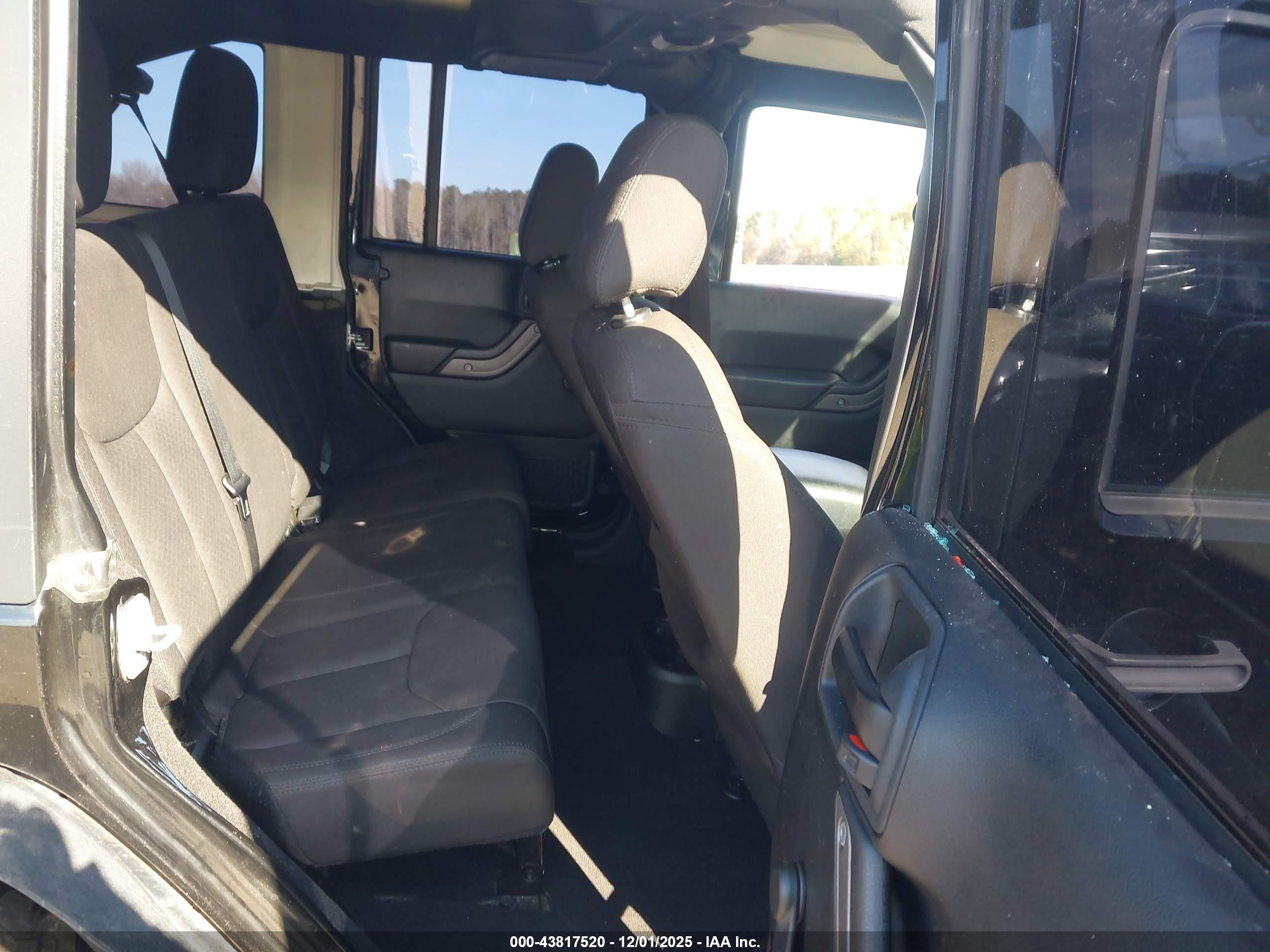 JEEP WRANGLER image 8