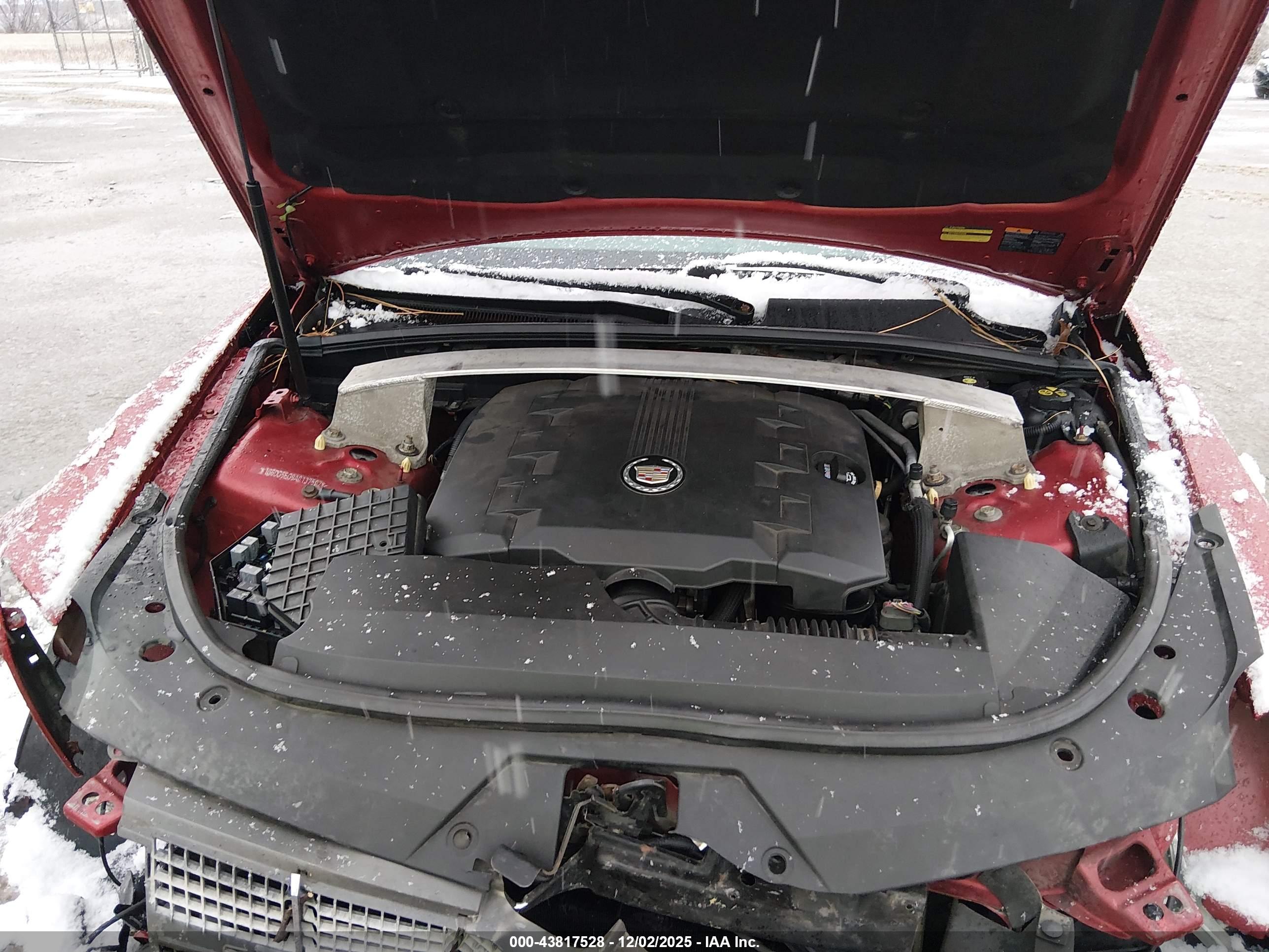 CADILLAC CTS image 10