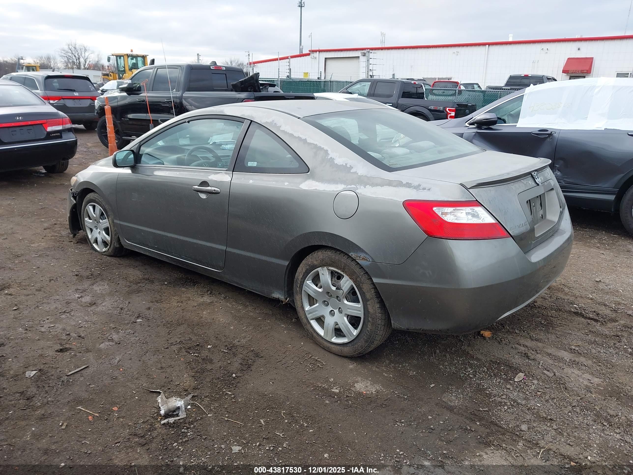 HONDA CIVIC image 3