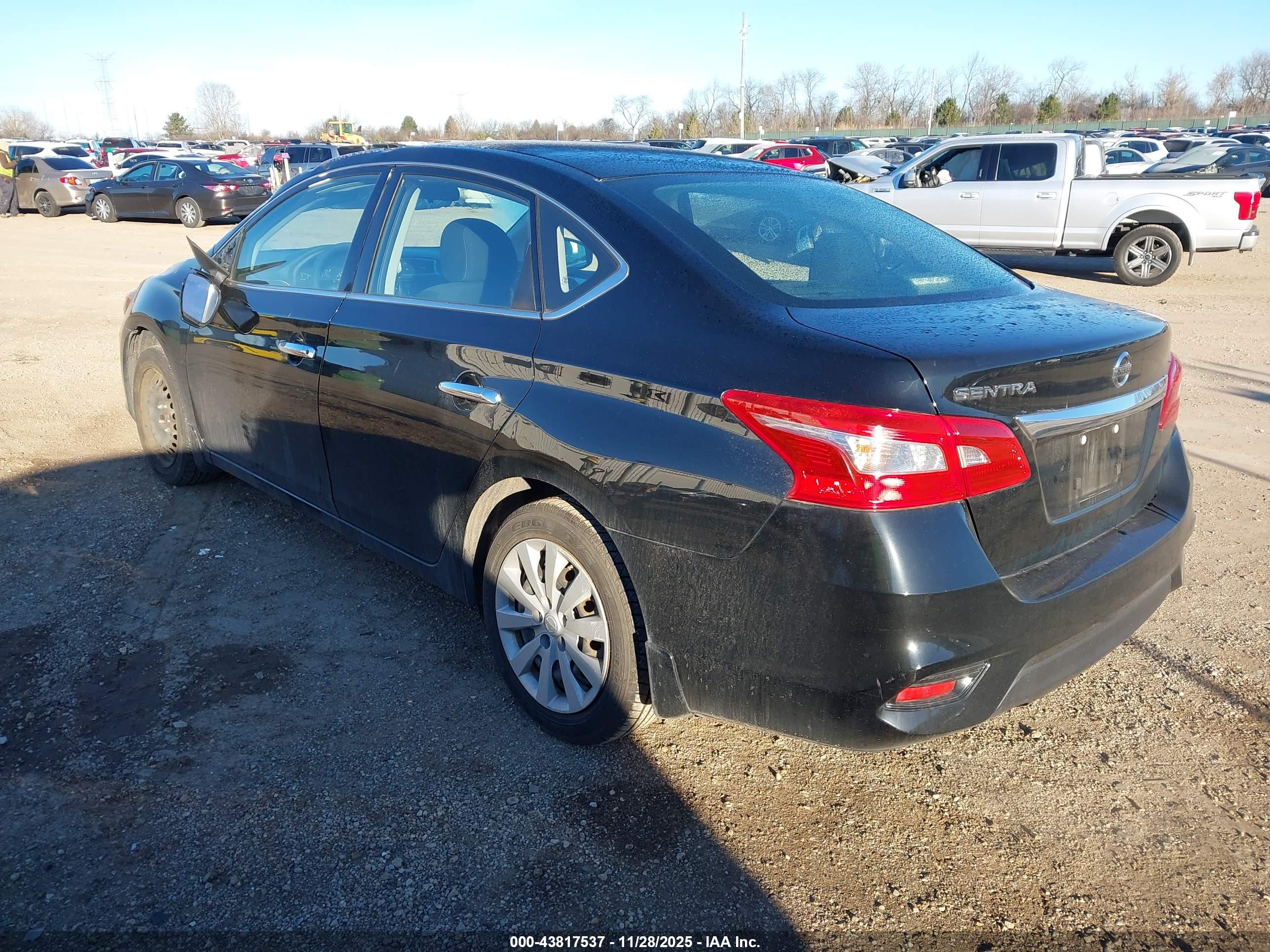 NISSAN SENTRA image 3