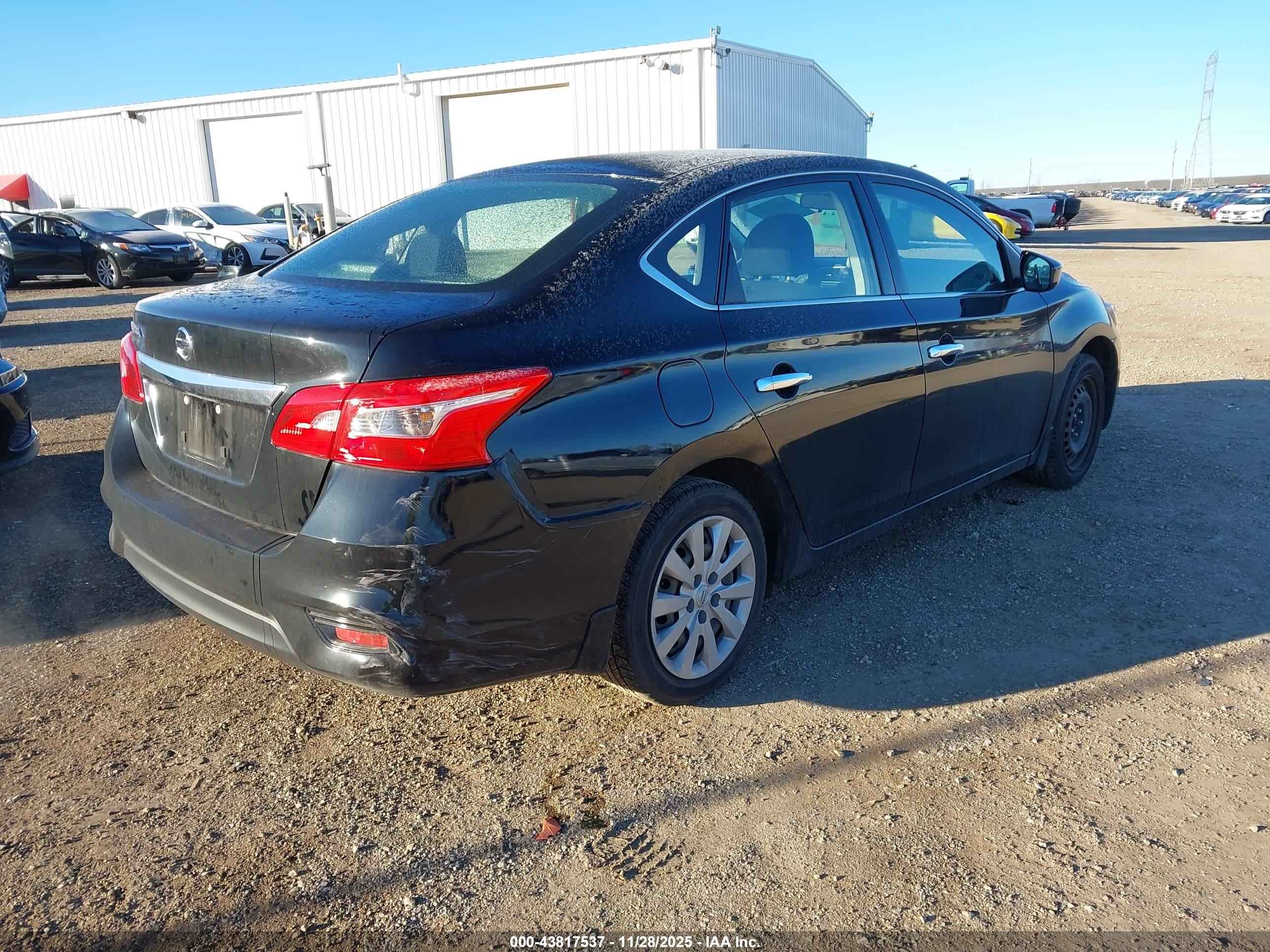 NISSAN SENTRA image 4