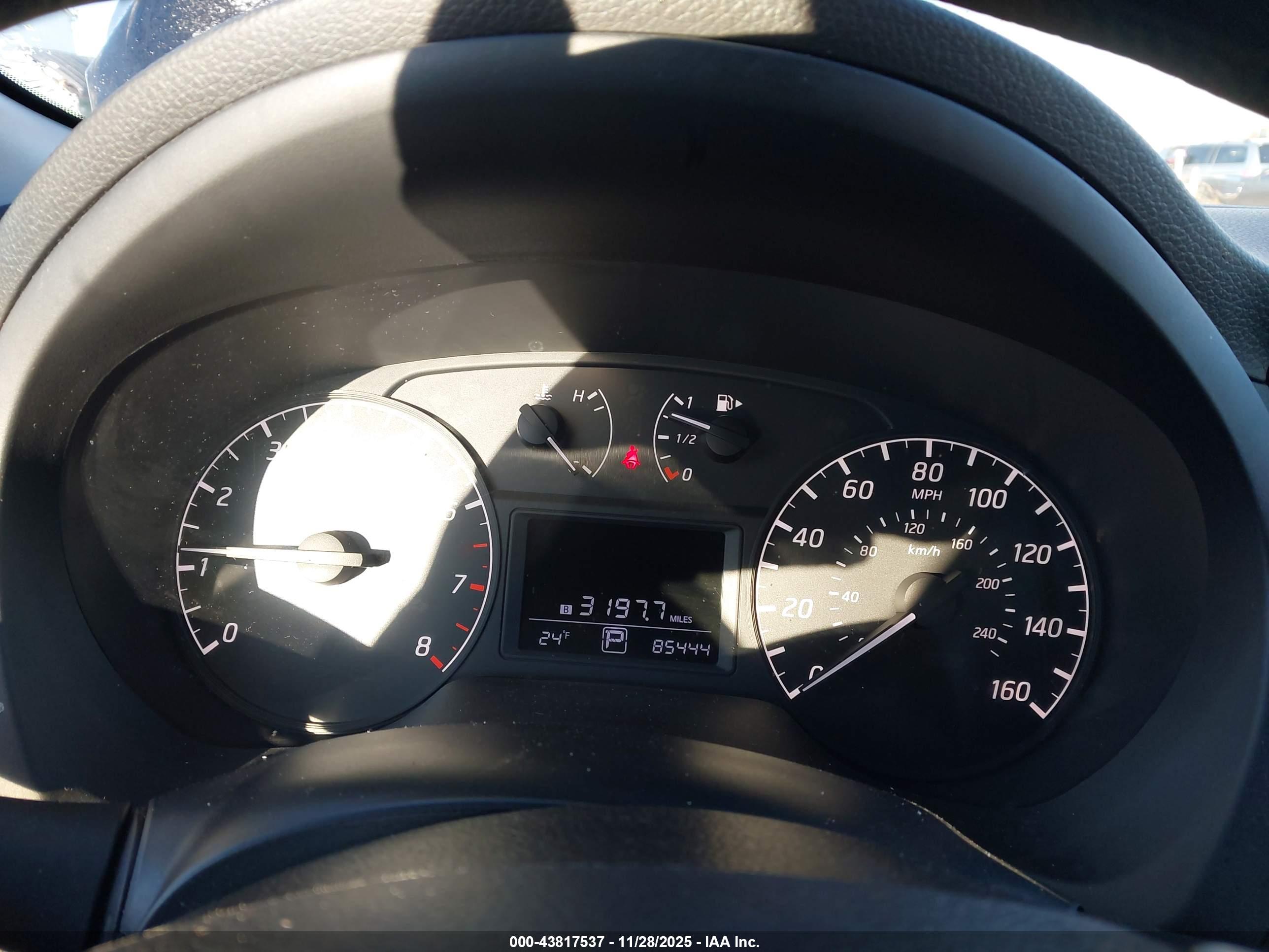 NISSAN SENTRA image 7